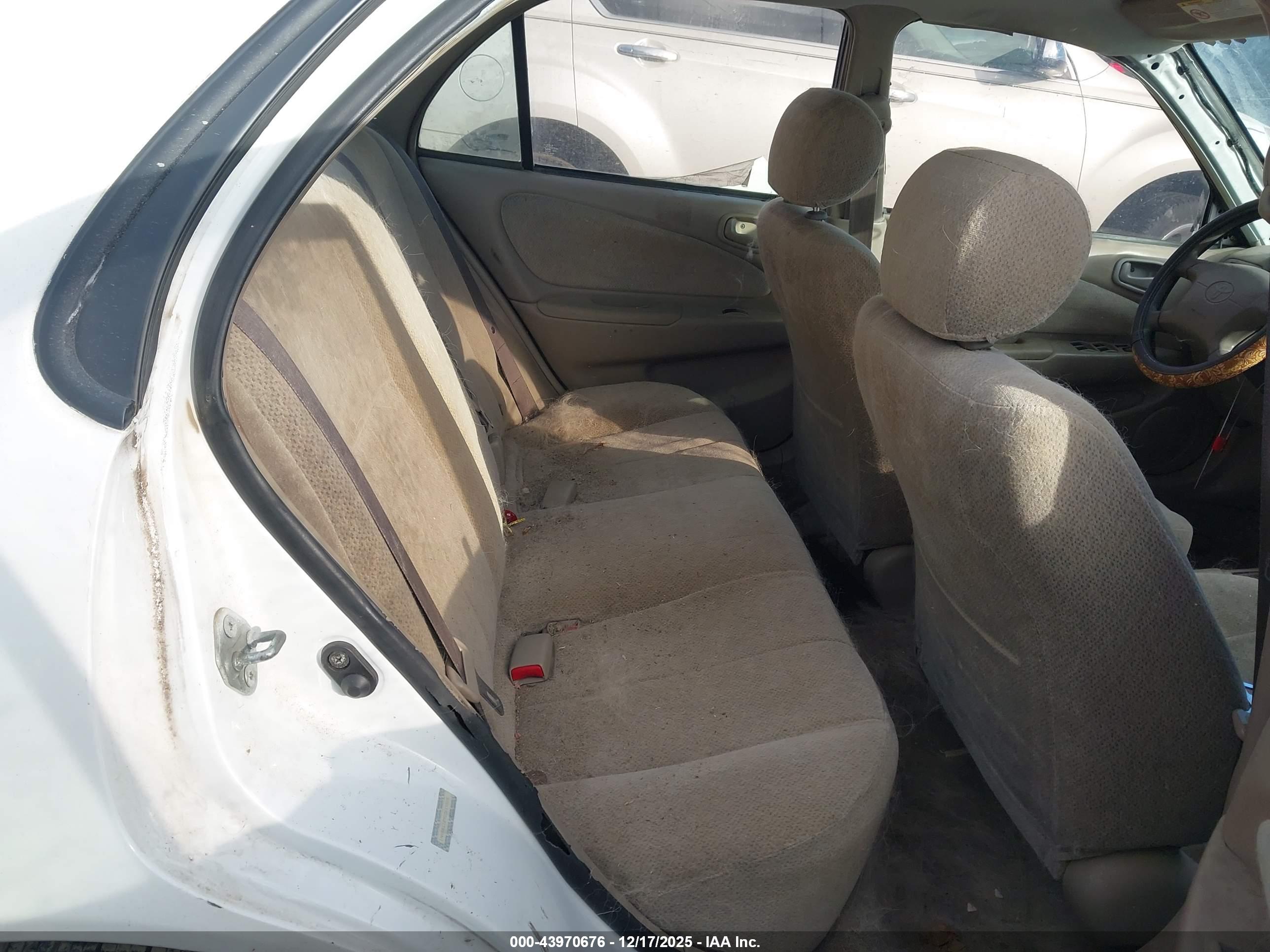 TOYOTA COROLLA image 8