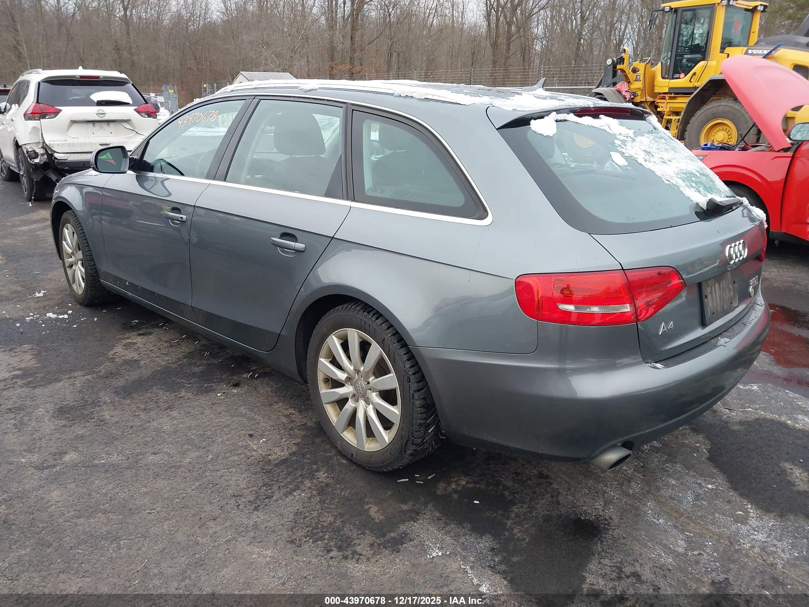 AUDI A4 image 3