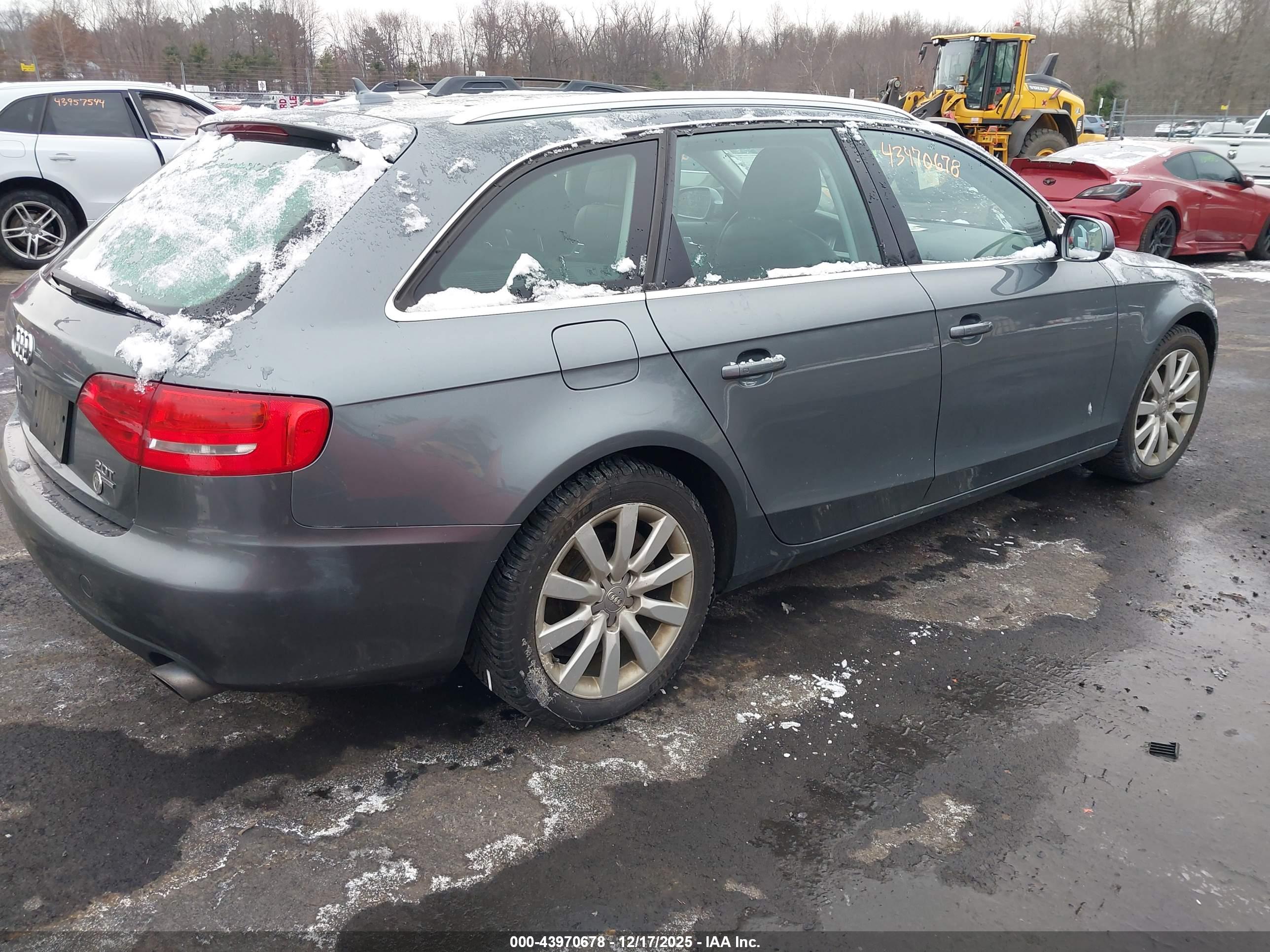 AUDI A4 image 4