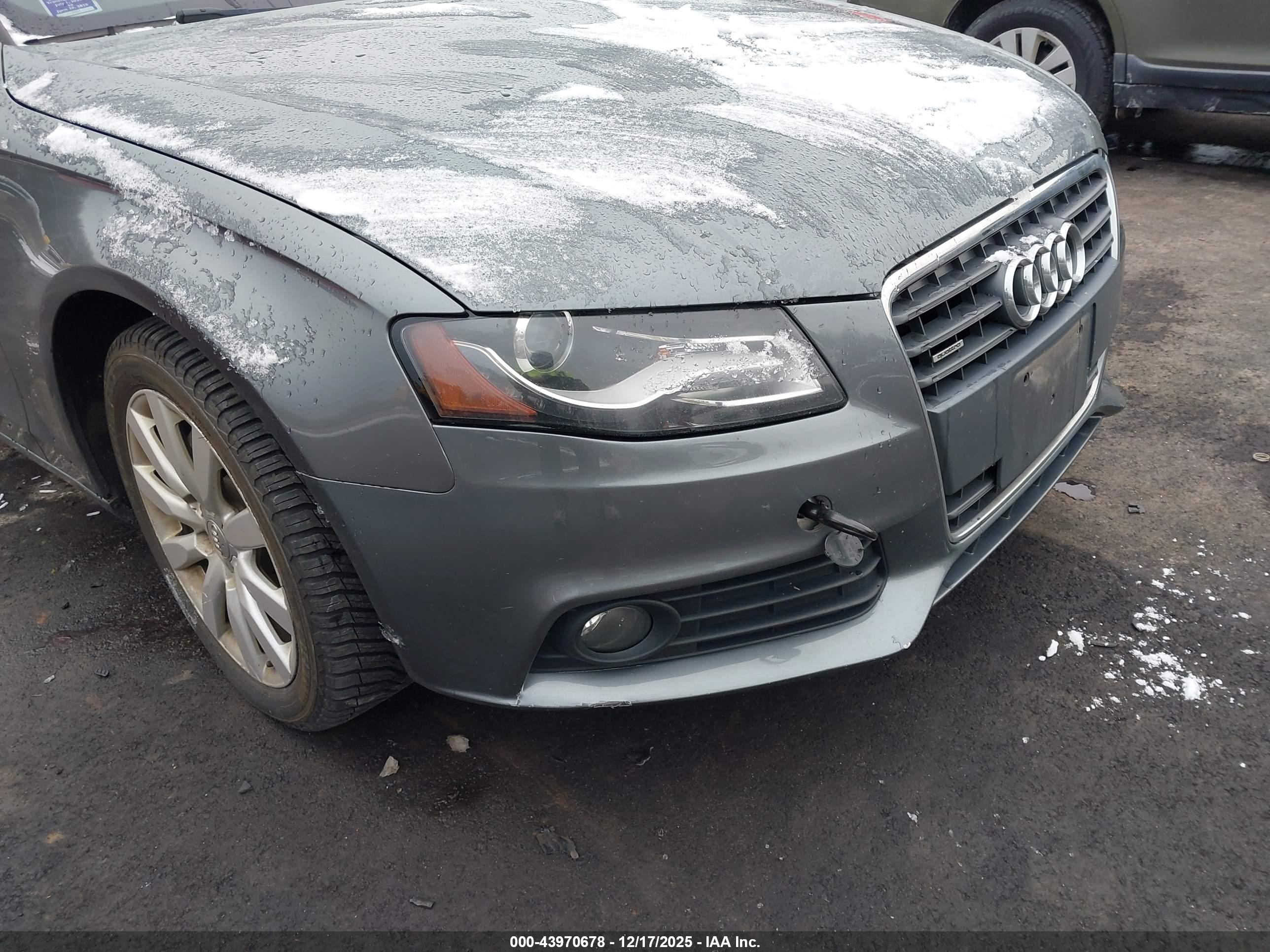 AUDI A4 image 6