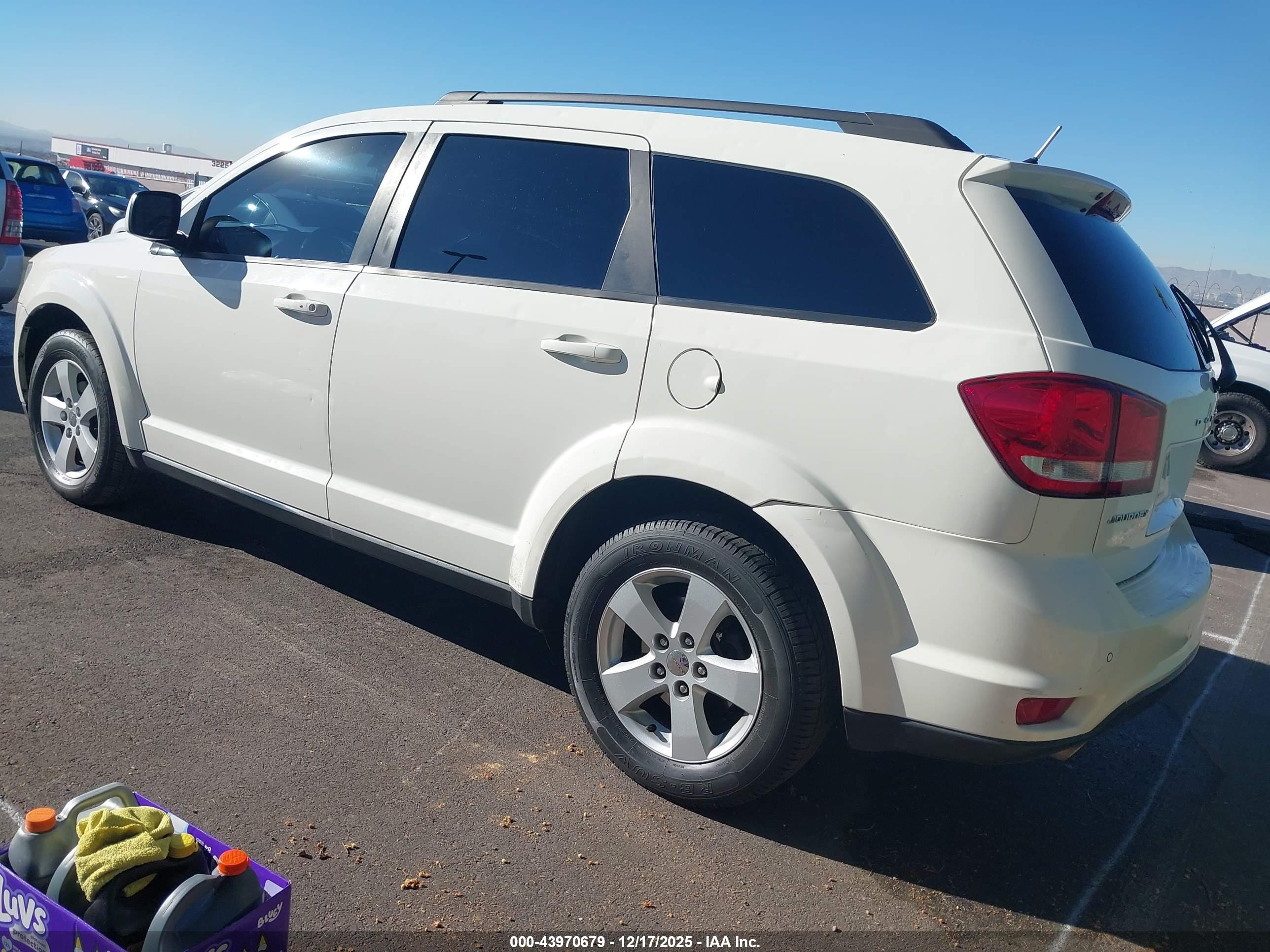 DODGE JOURNEY image 3