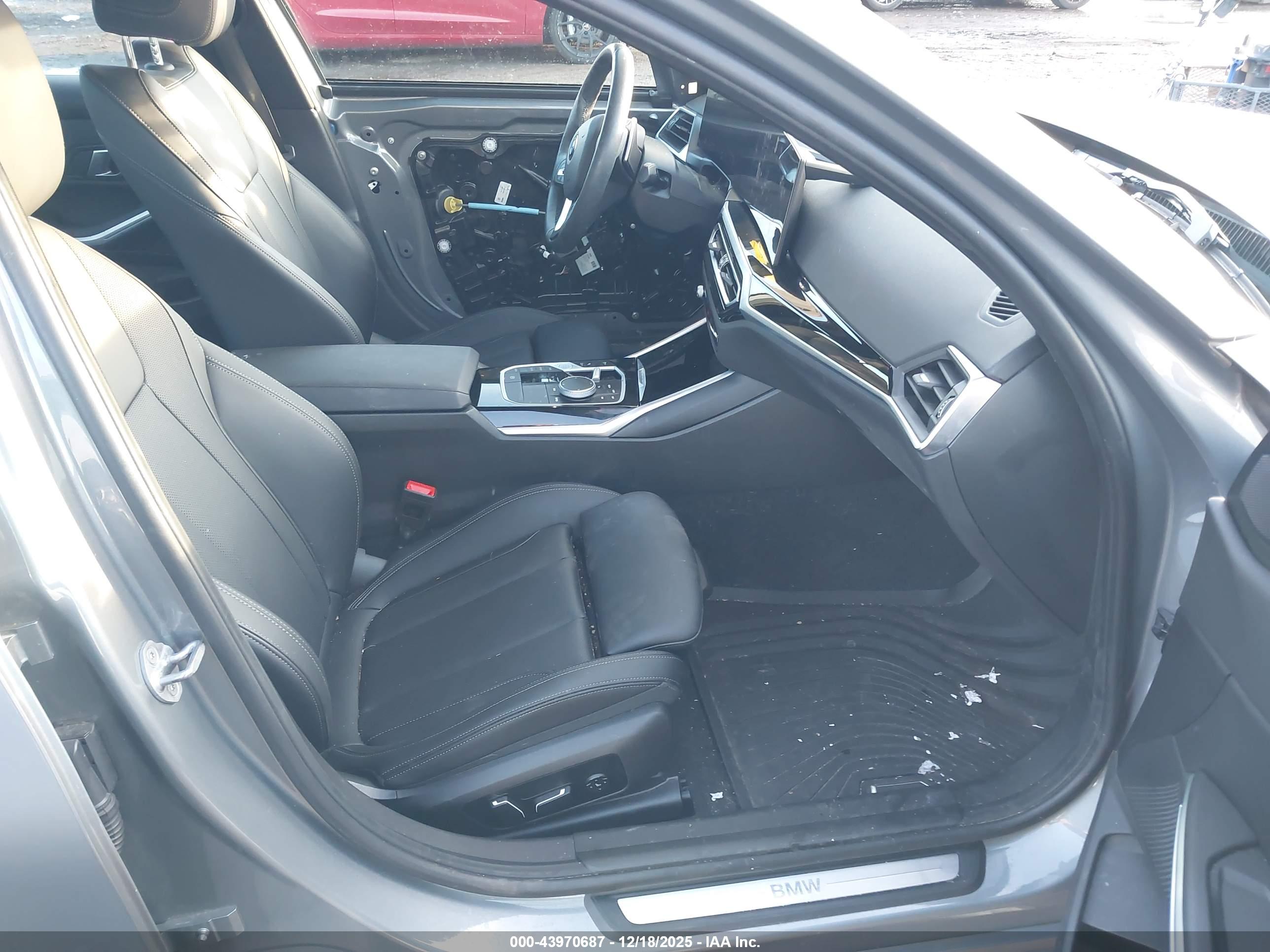 BMW 330I image 5