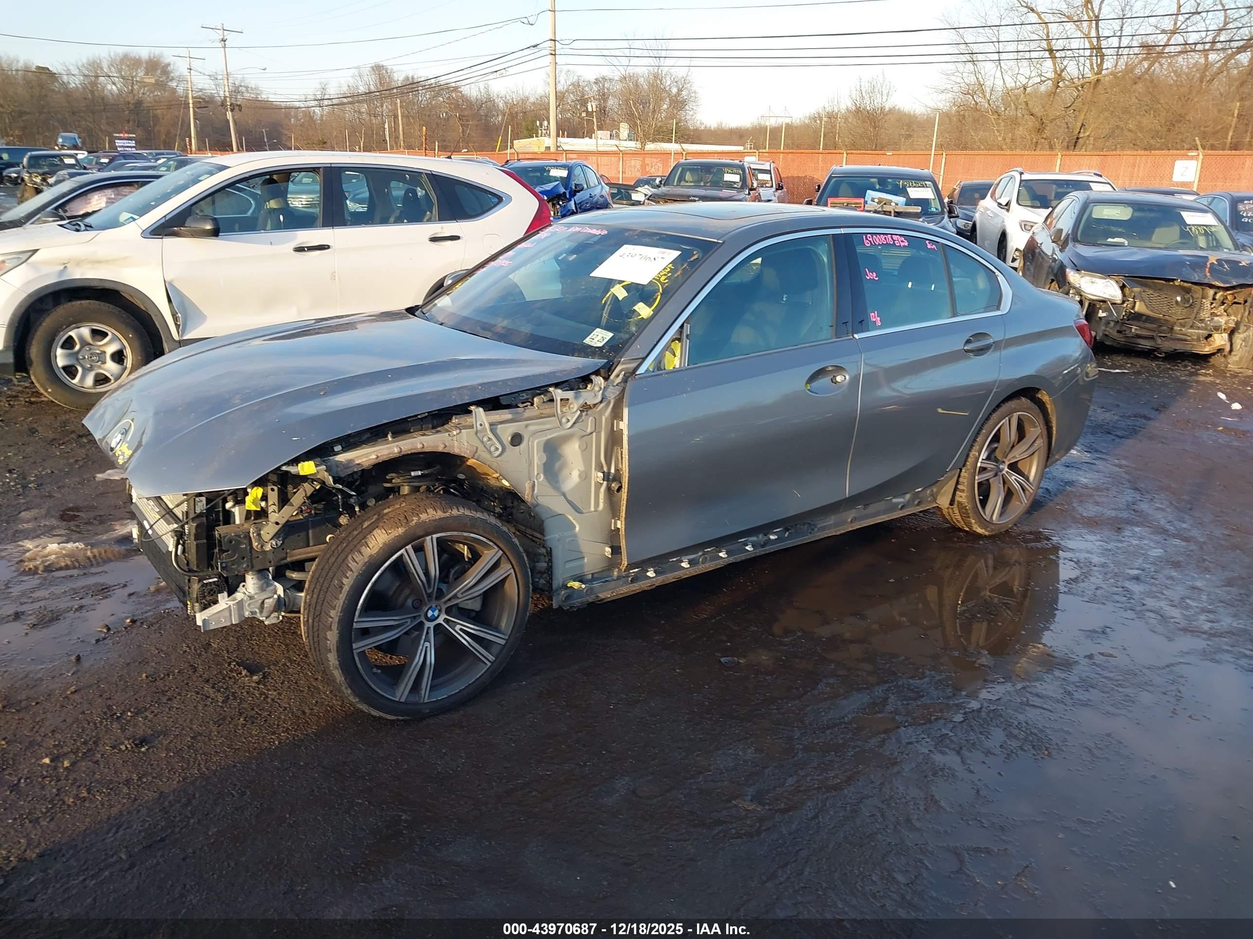 BMW 330I image 6