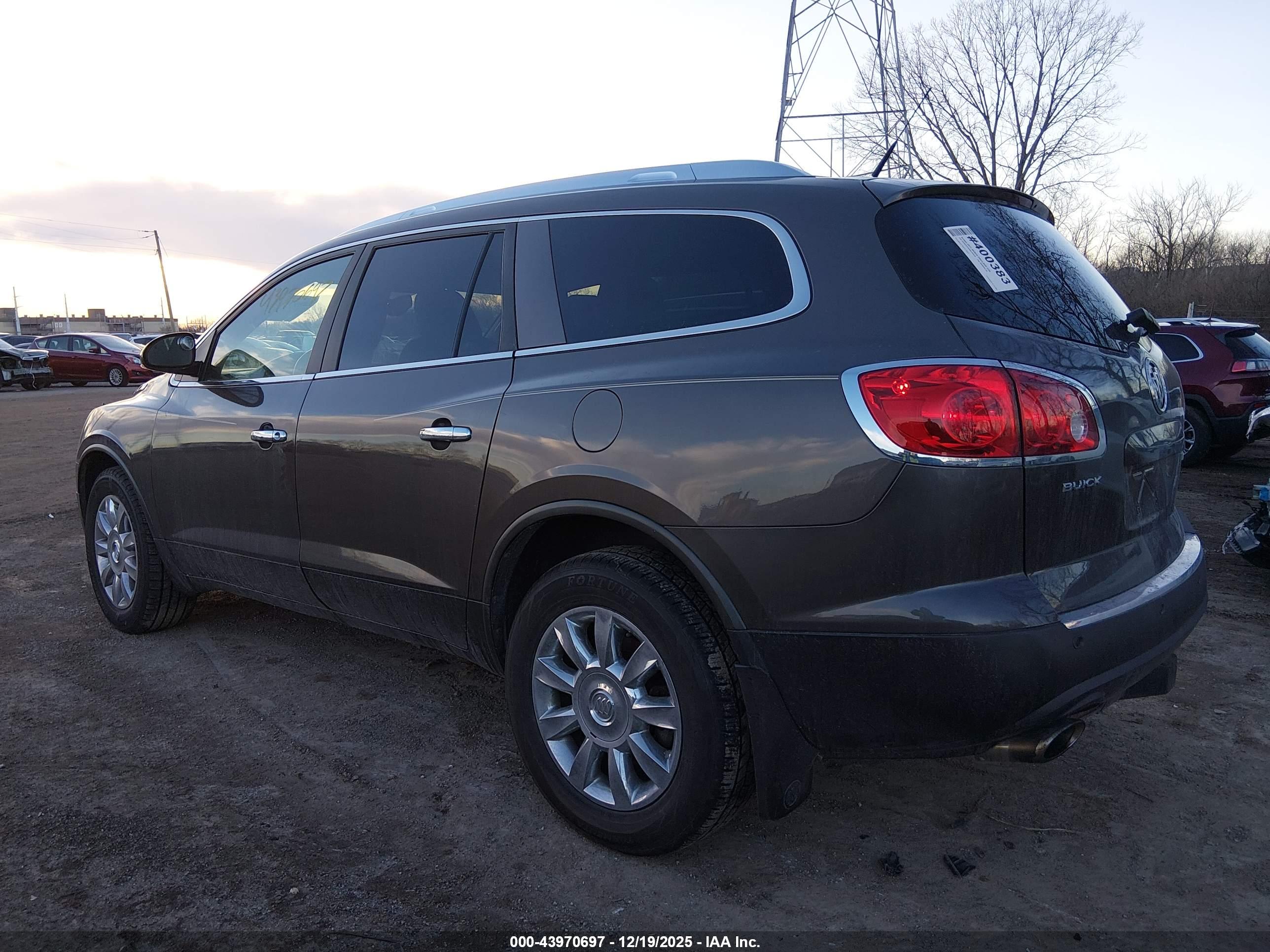 BUICK ENCLAVE image 3