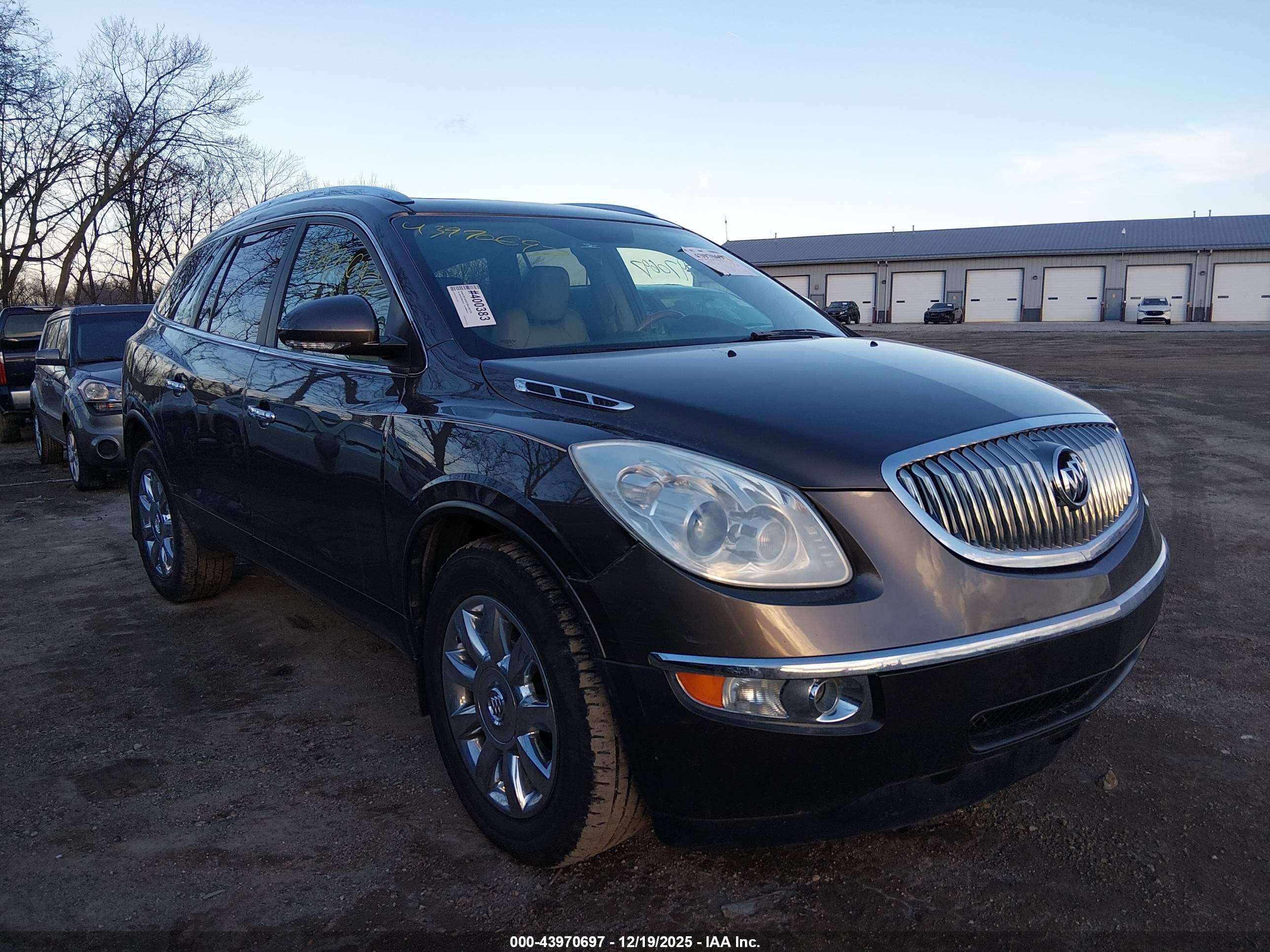 BUICK ENCLAVE image 6