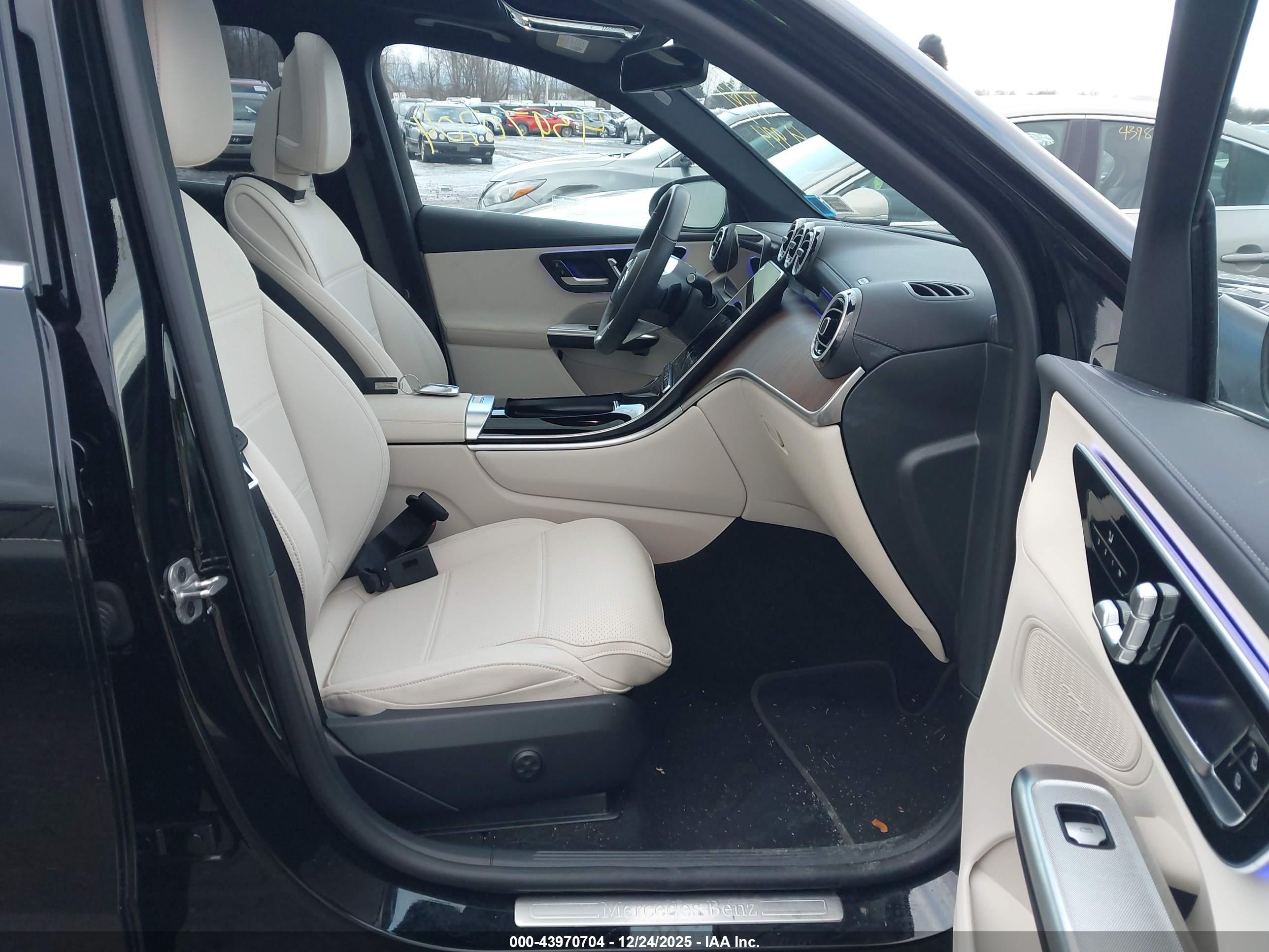 MERCEDES-BENZ GLC image 5
