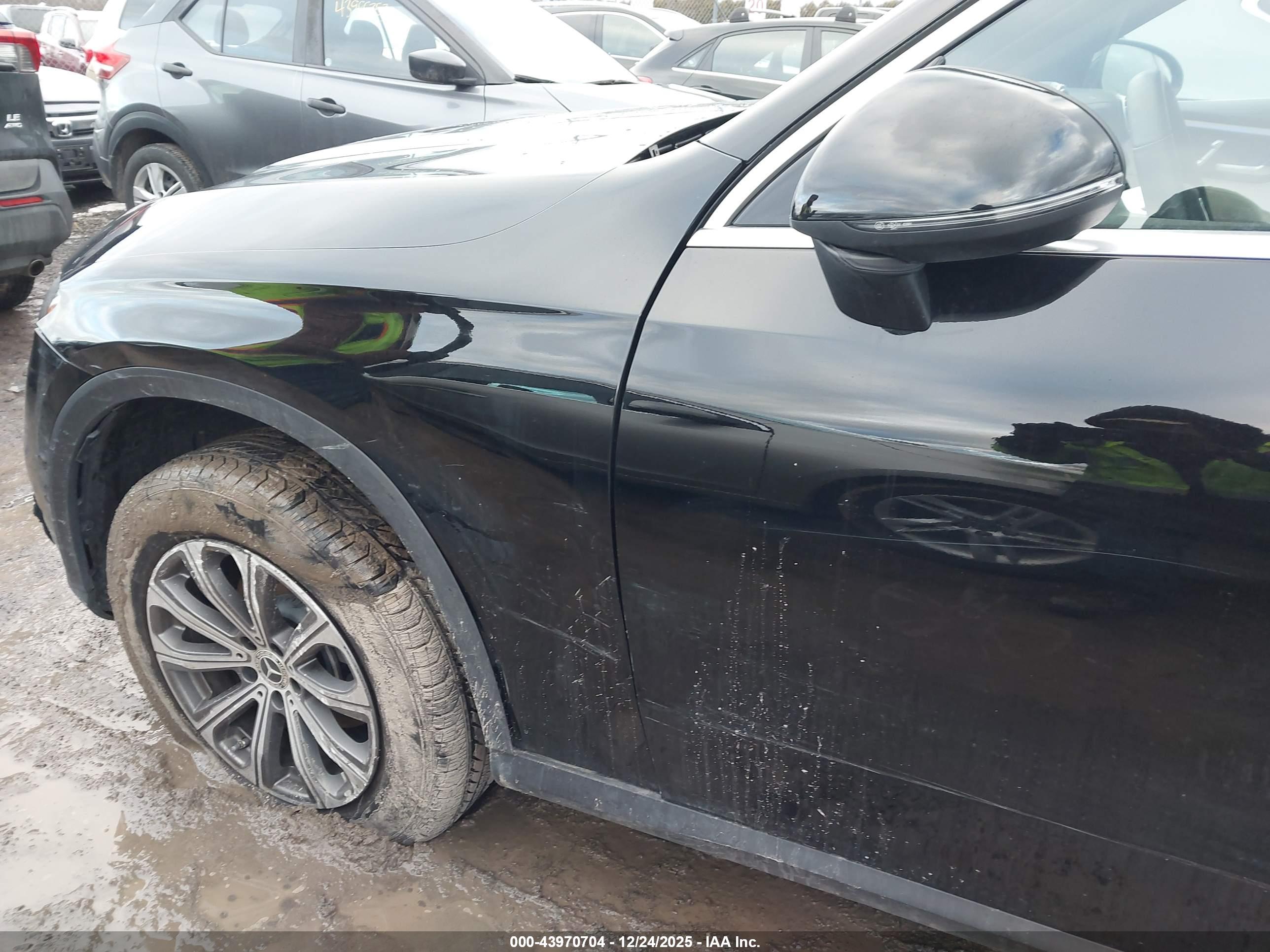 MERCEDES-BENZ GLC image 6