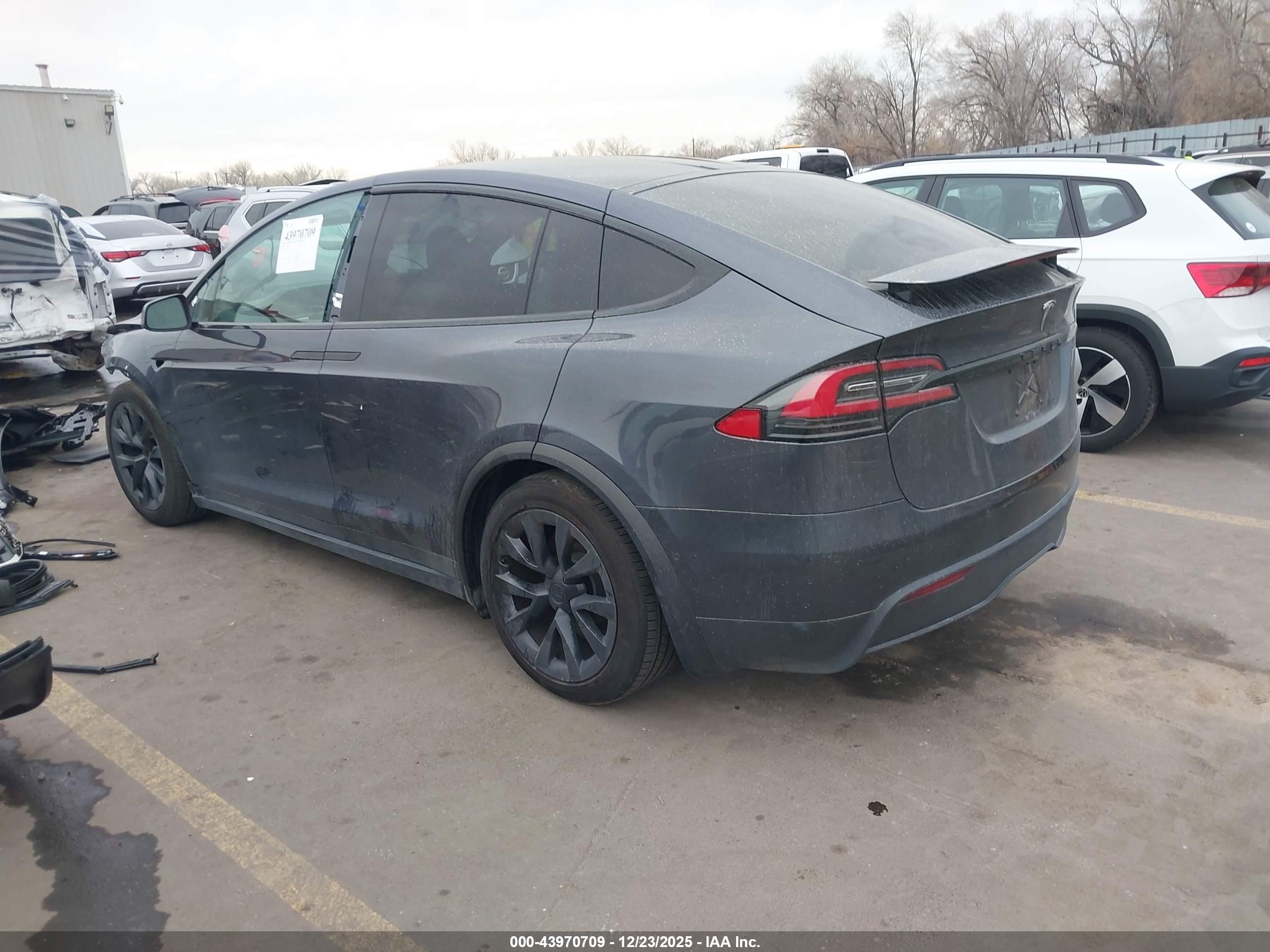 TESLA MODEL image 3