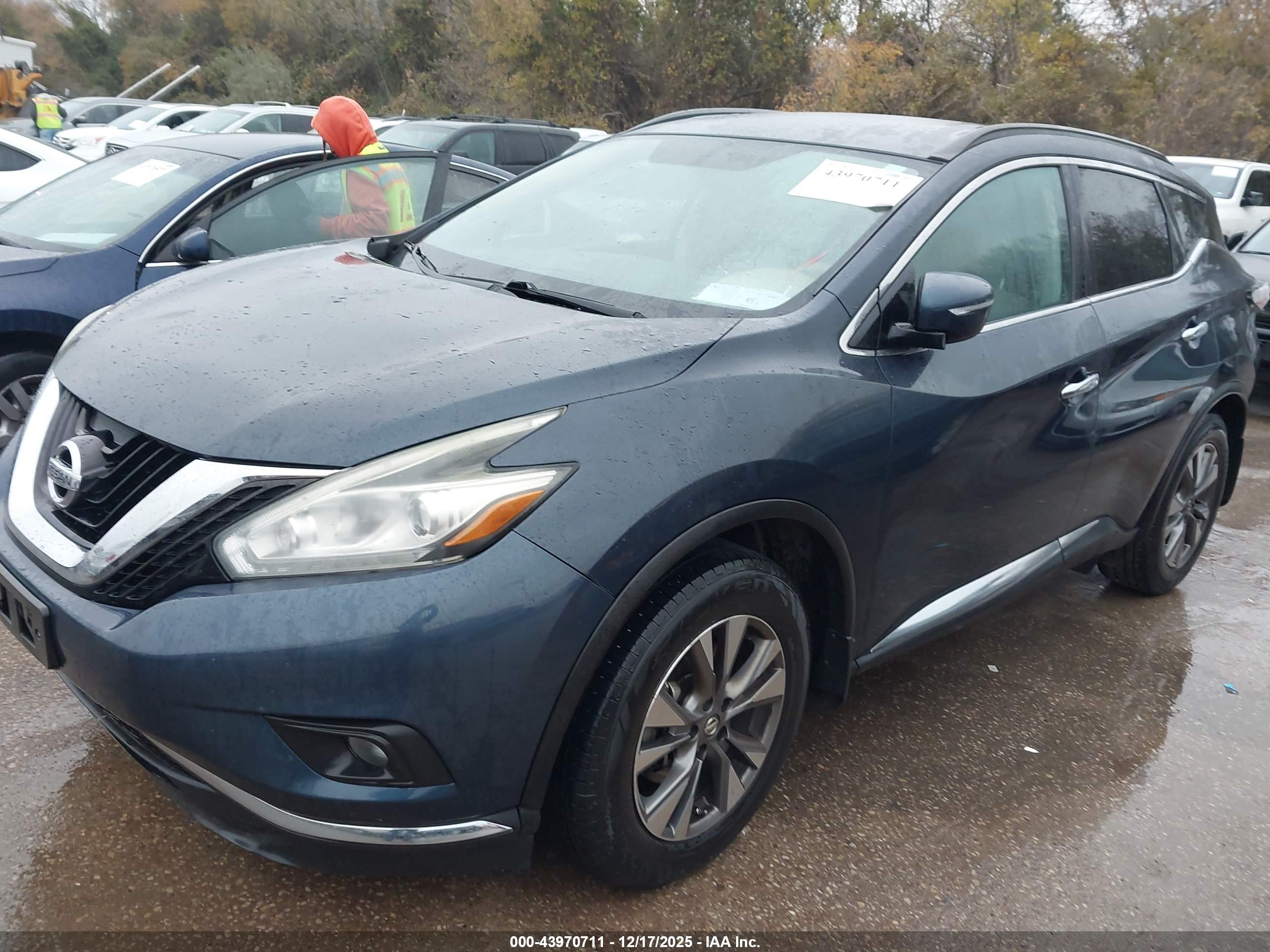 NISSAN MURANO image 2
