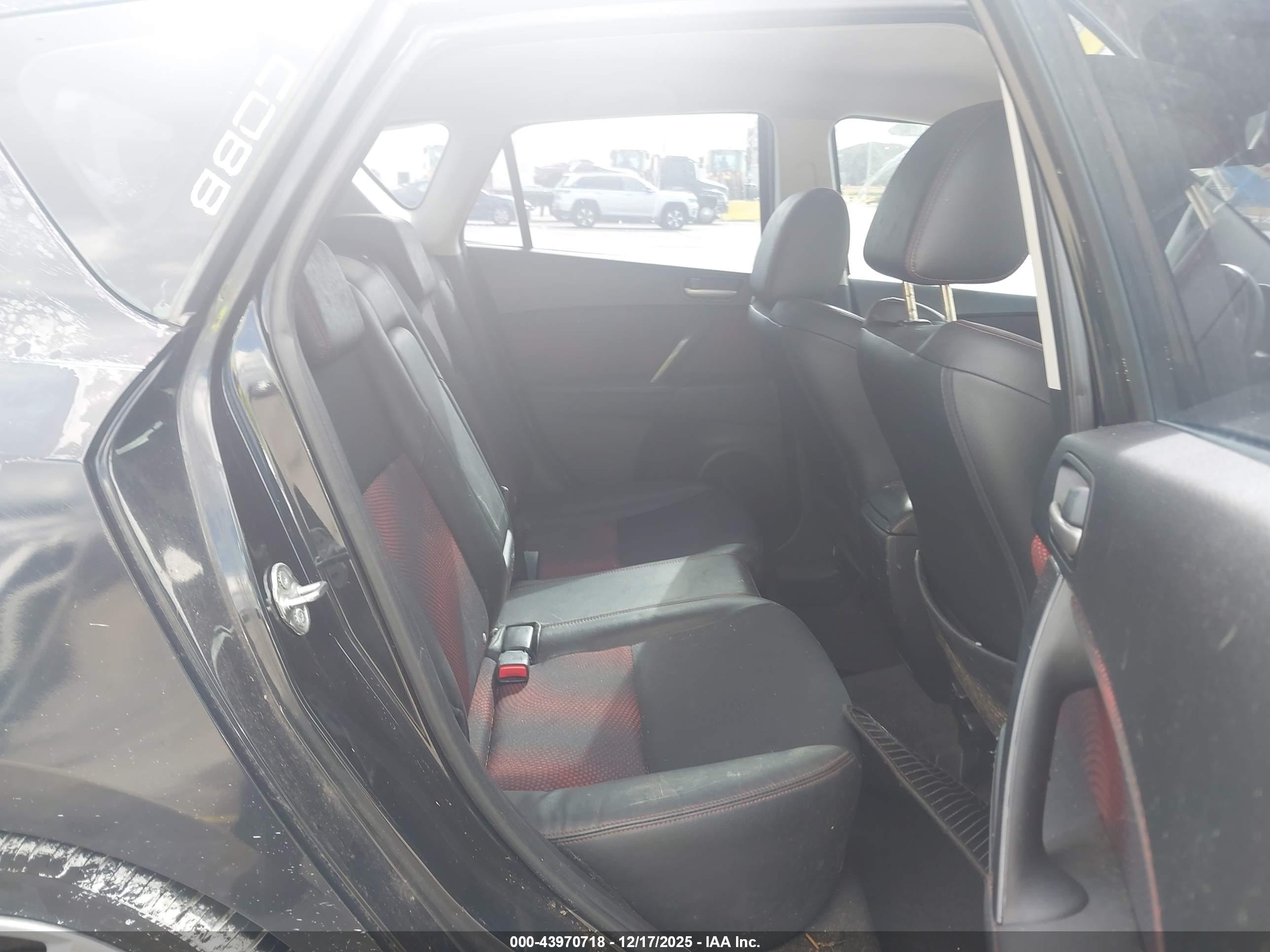 MAZDA MAZDASPEED3 image 8