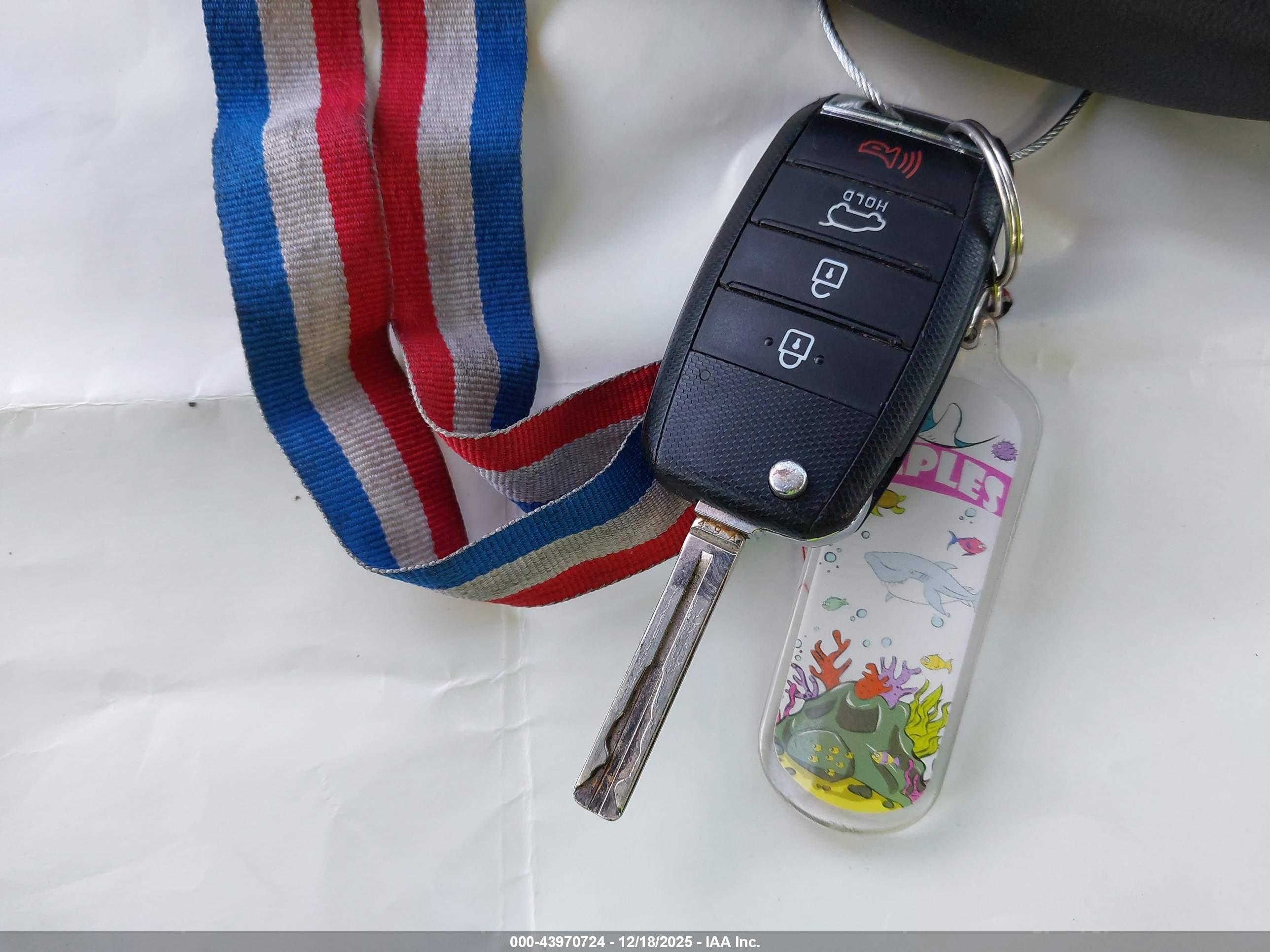 KIA SPORTAGE image 11