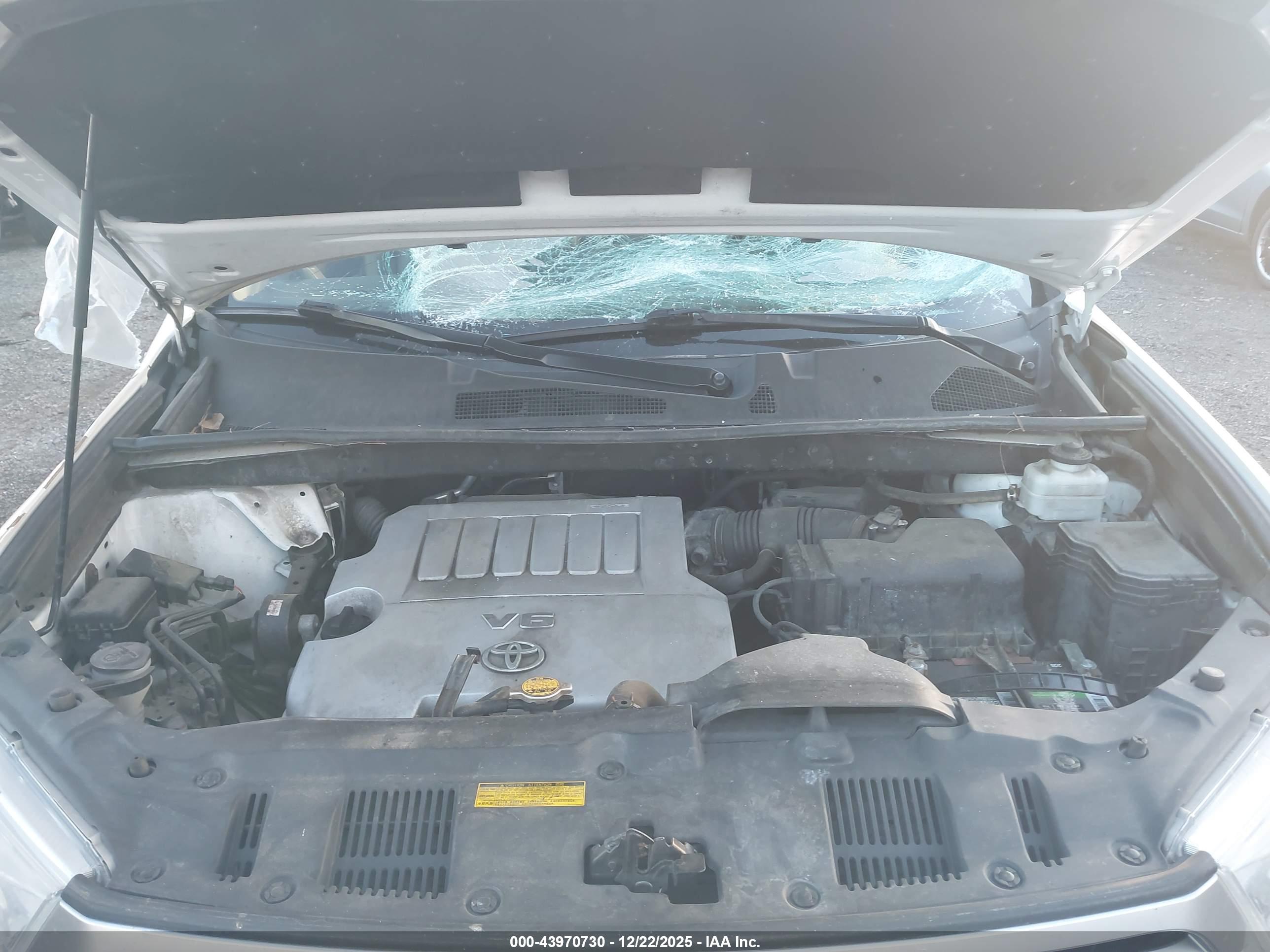 TOYOTA HIGHLANDER image 10