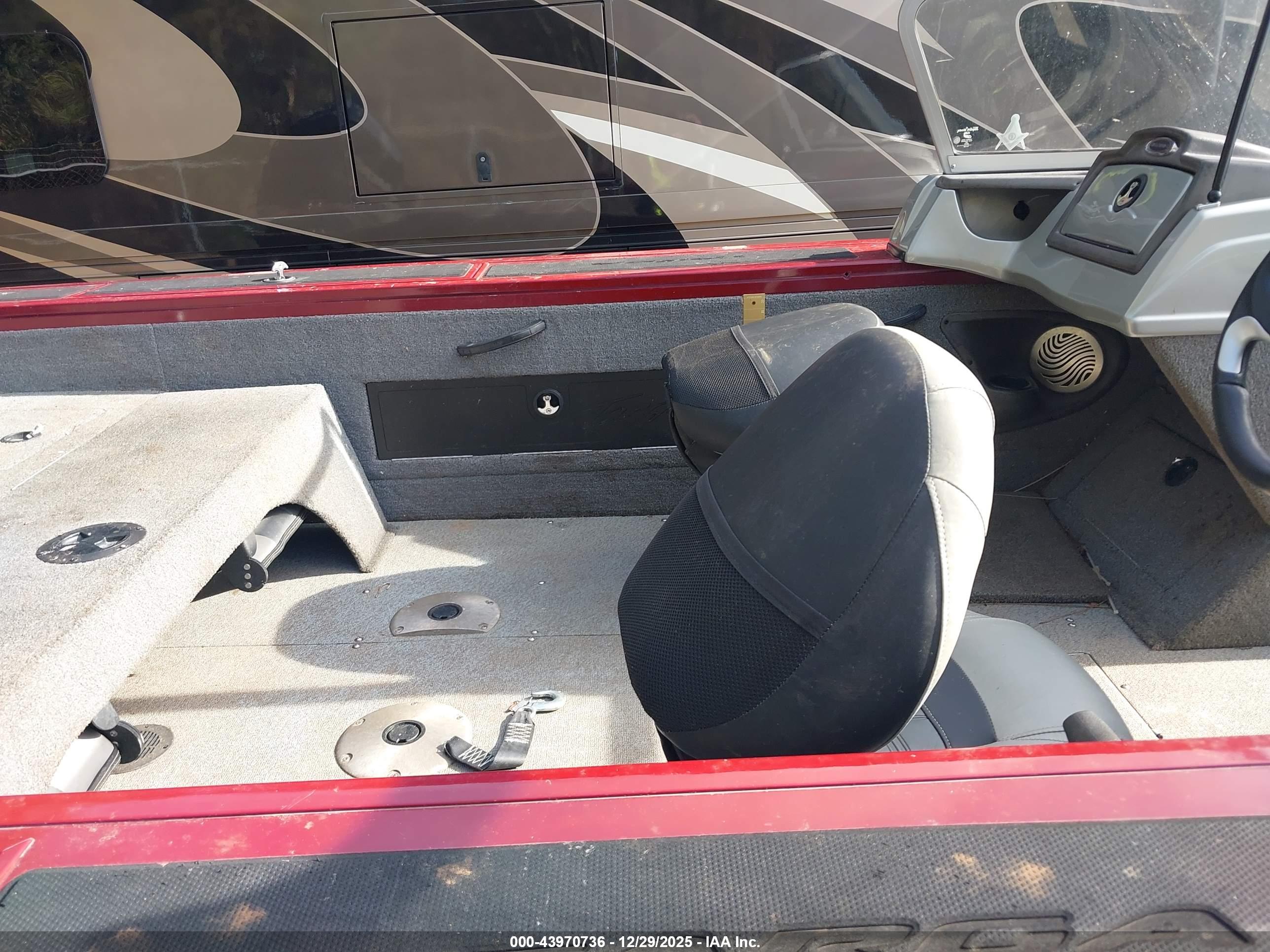 TRACKER OTHER image 8