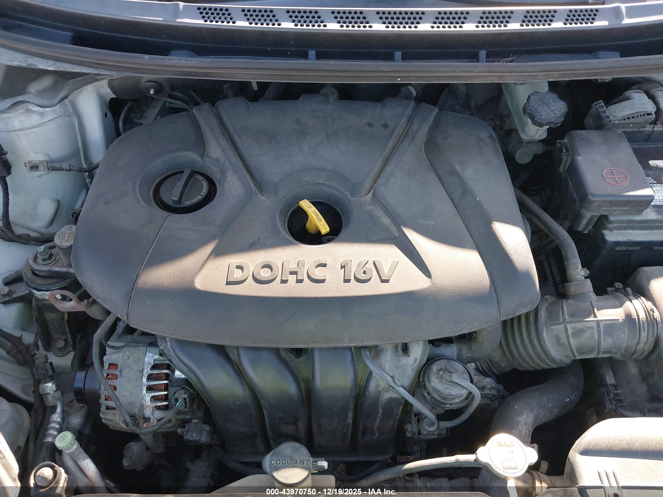 HYUNDAI ELANTRA image 10