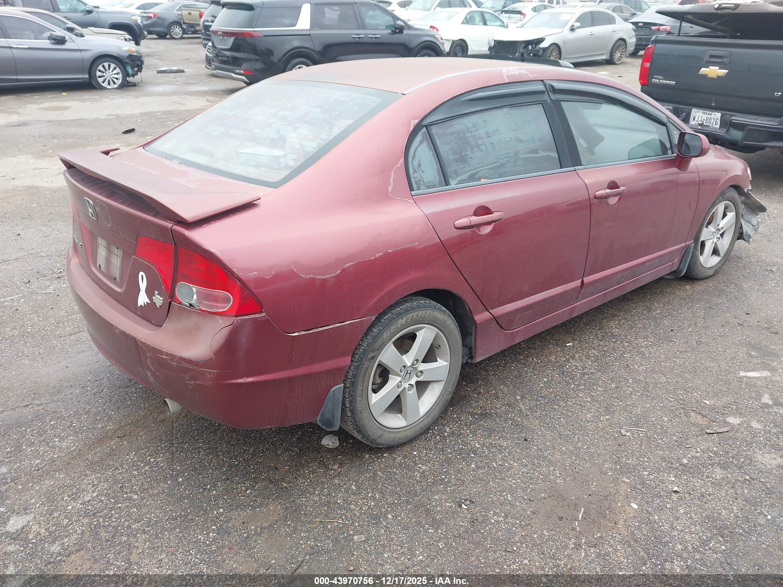 HONDA CIVIC image 4