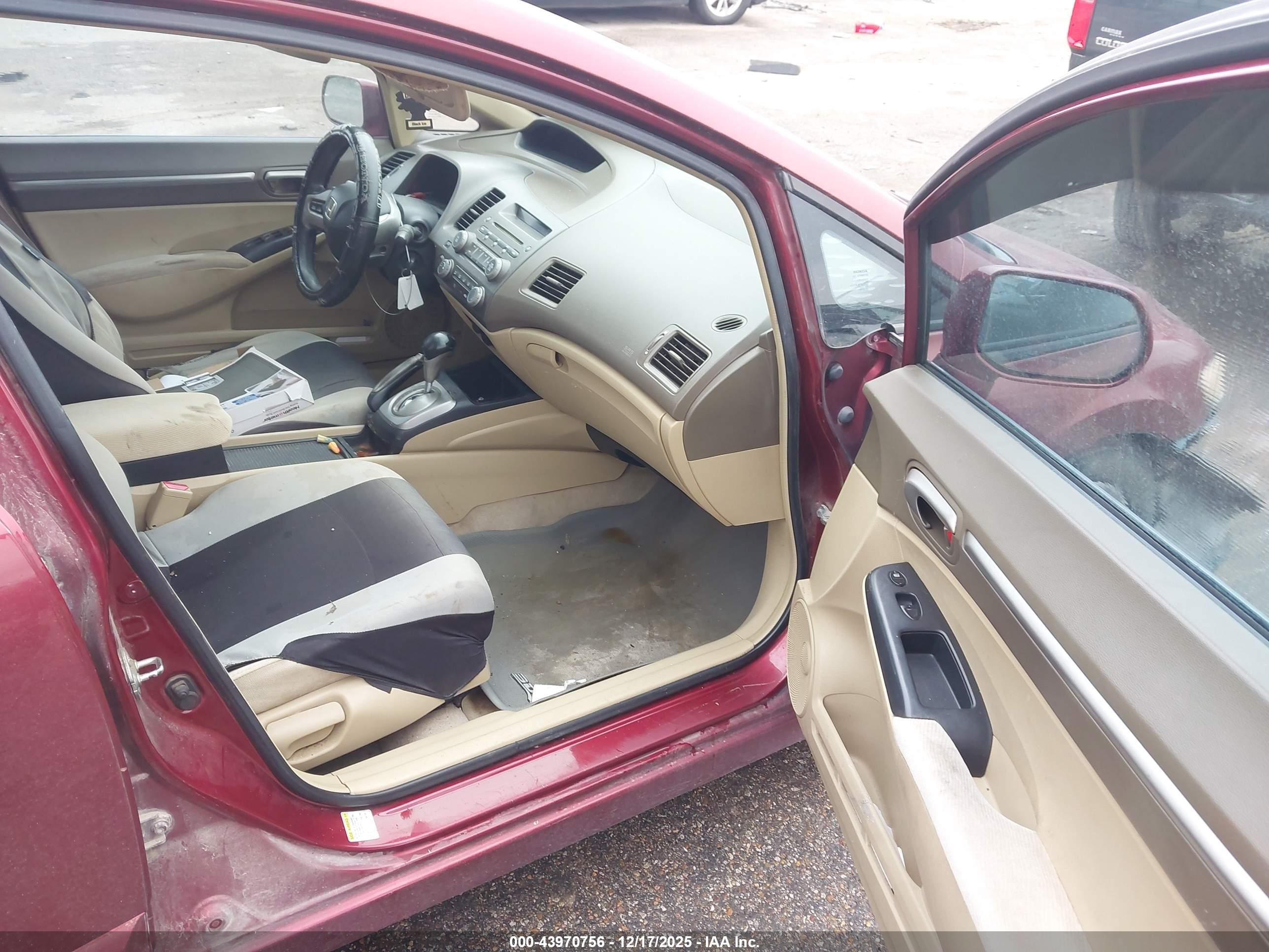 HONDA CIVIC image 5
