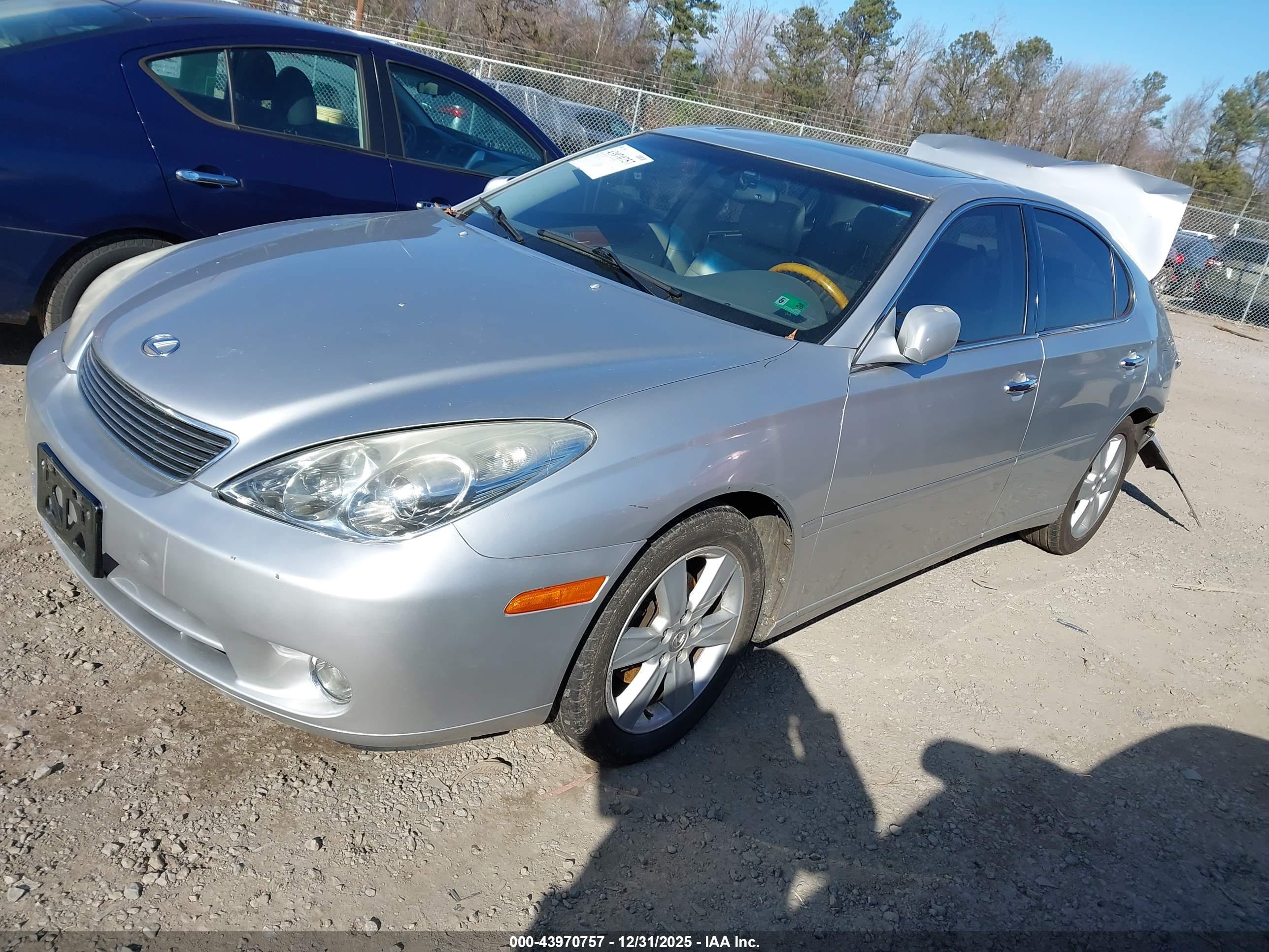 LEXUS ES image 2