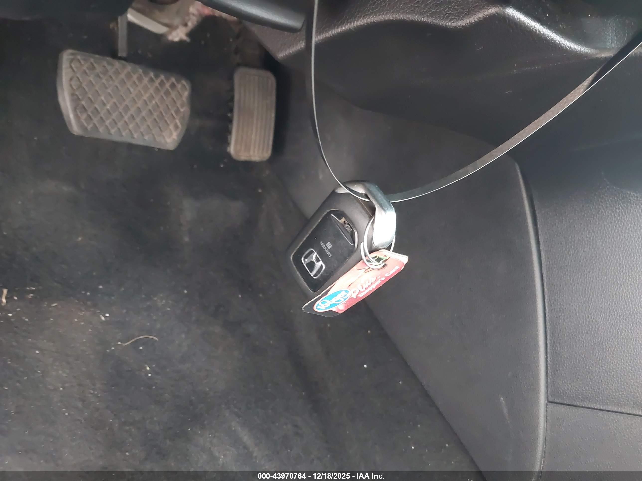 HONDA ACCORD image 11
