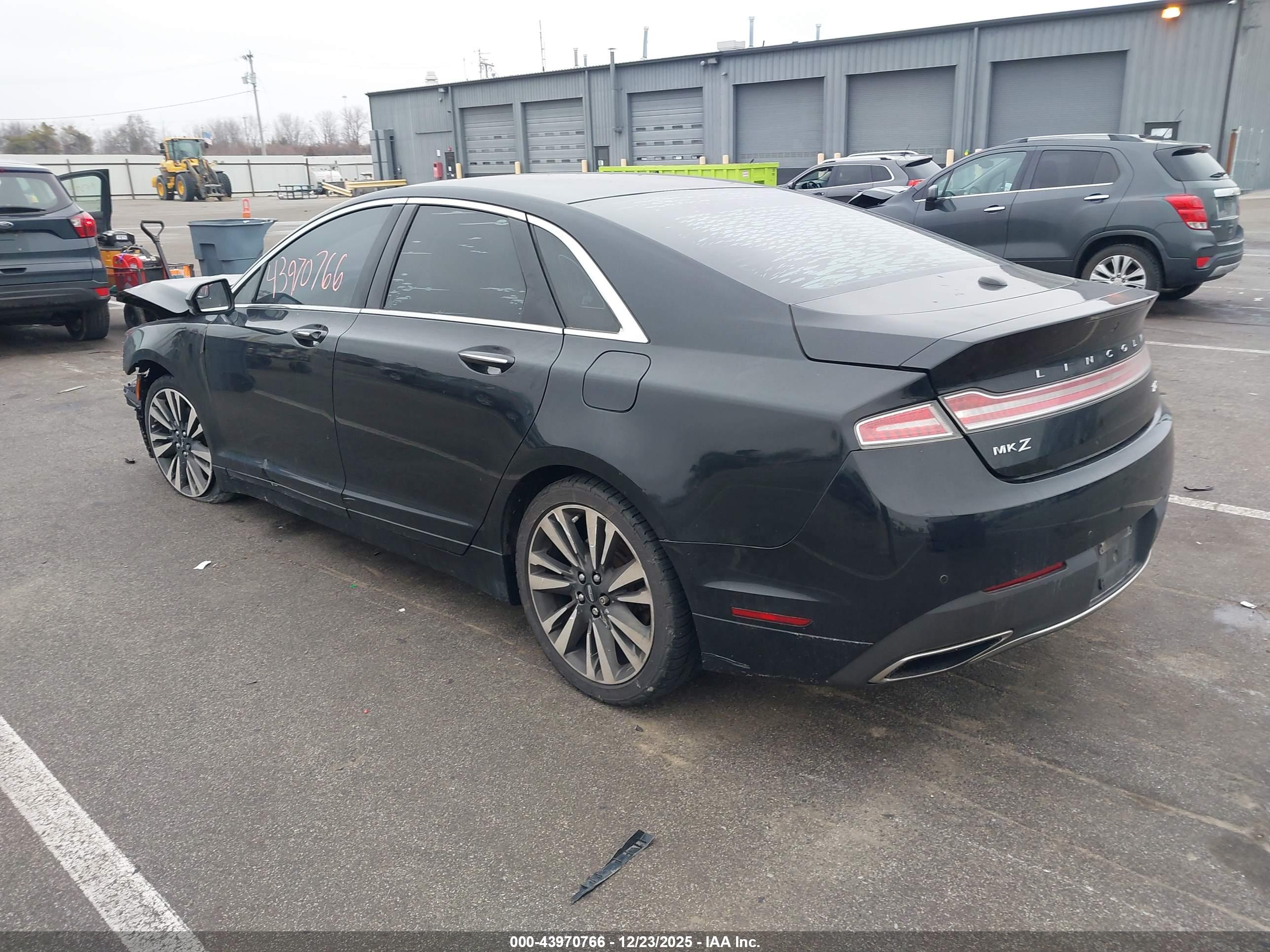 LINCOLN MKZ image 3
