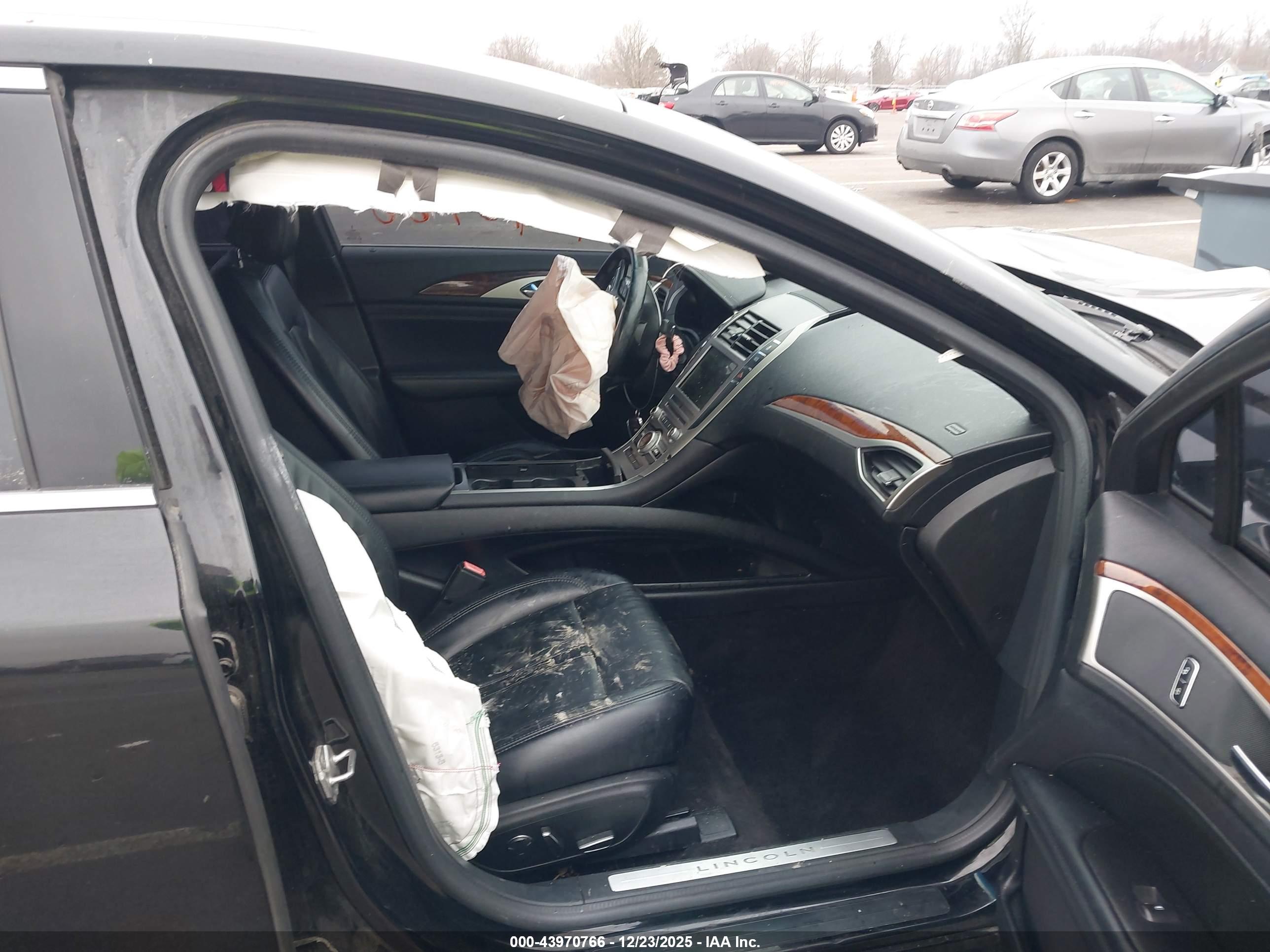 LINCOLN MKZ image 5
