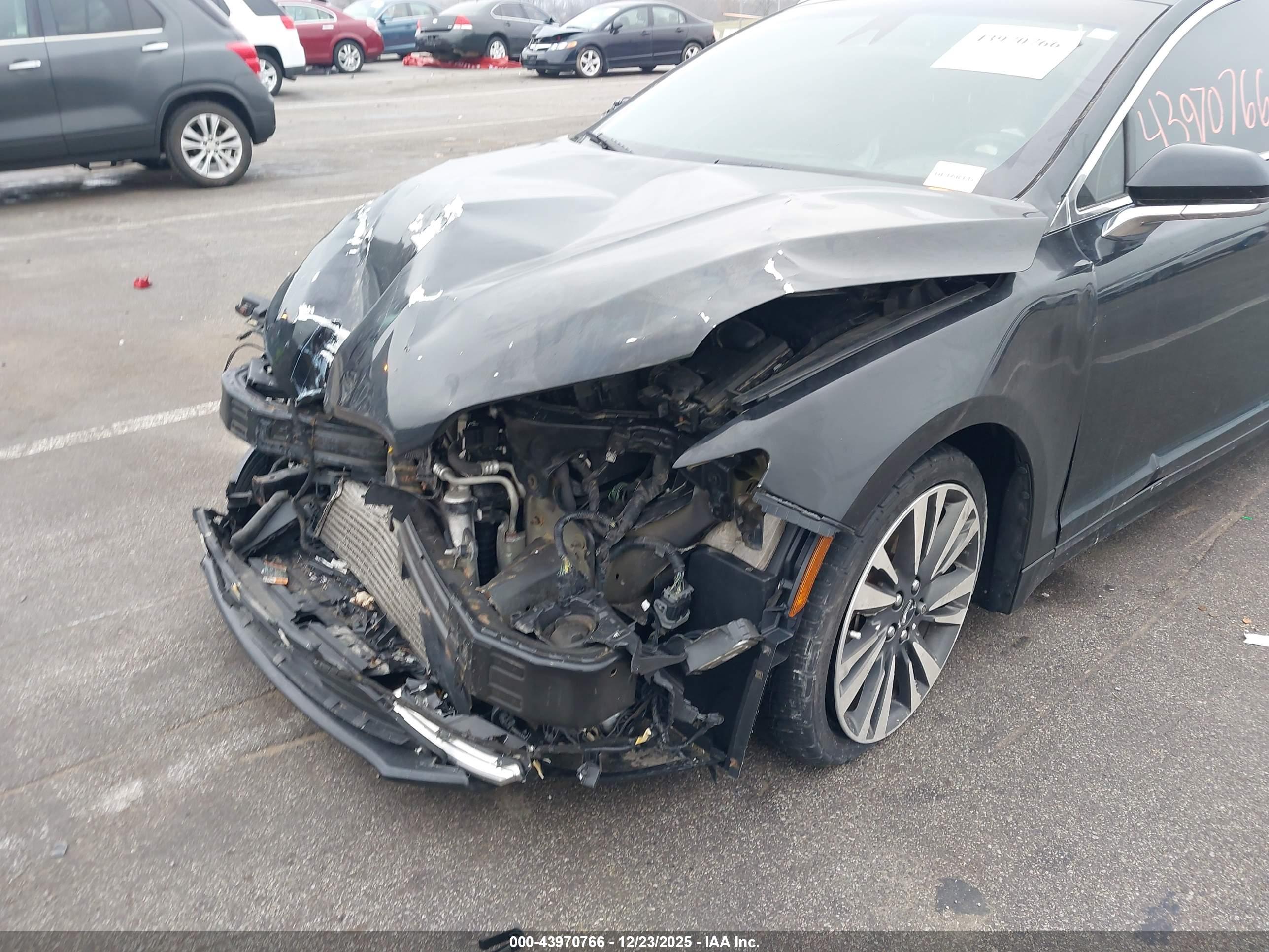 LINCOLN MKZ image 6
