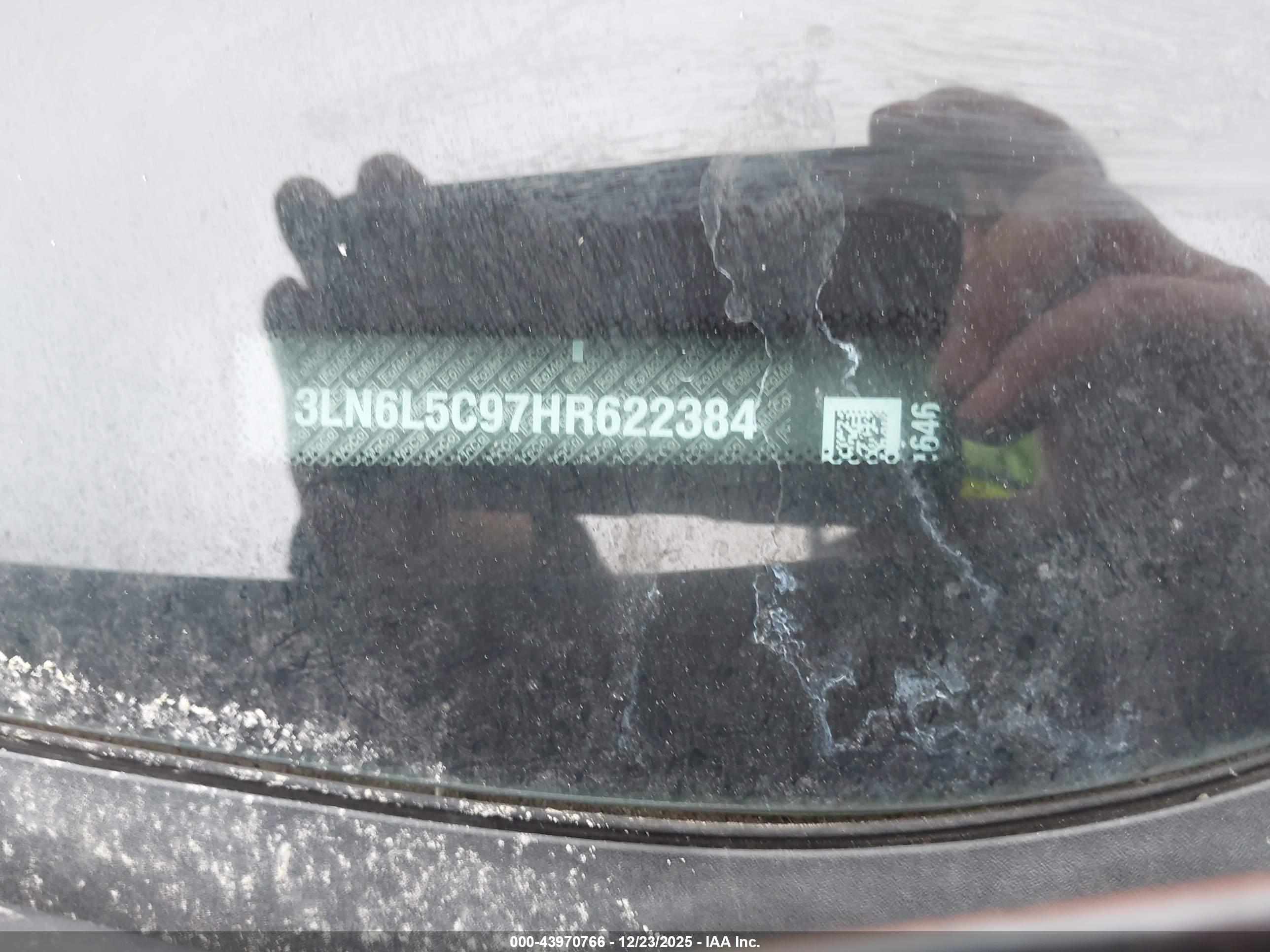 LINCOLN MKZ image 9
