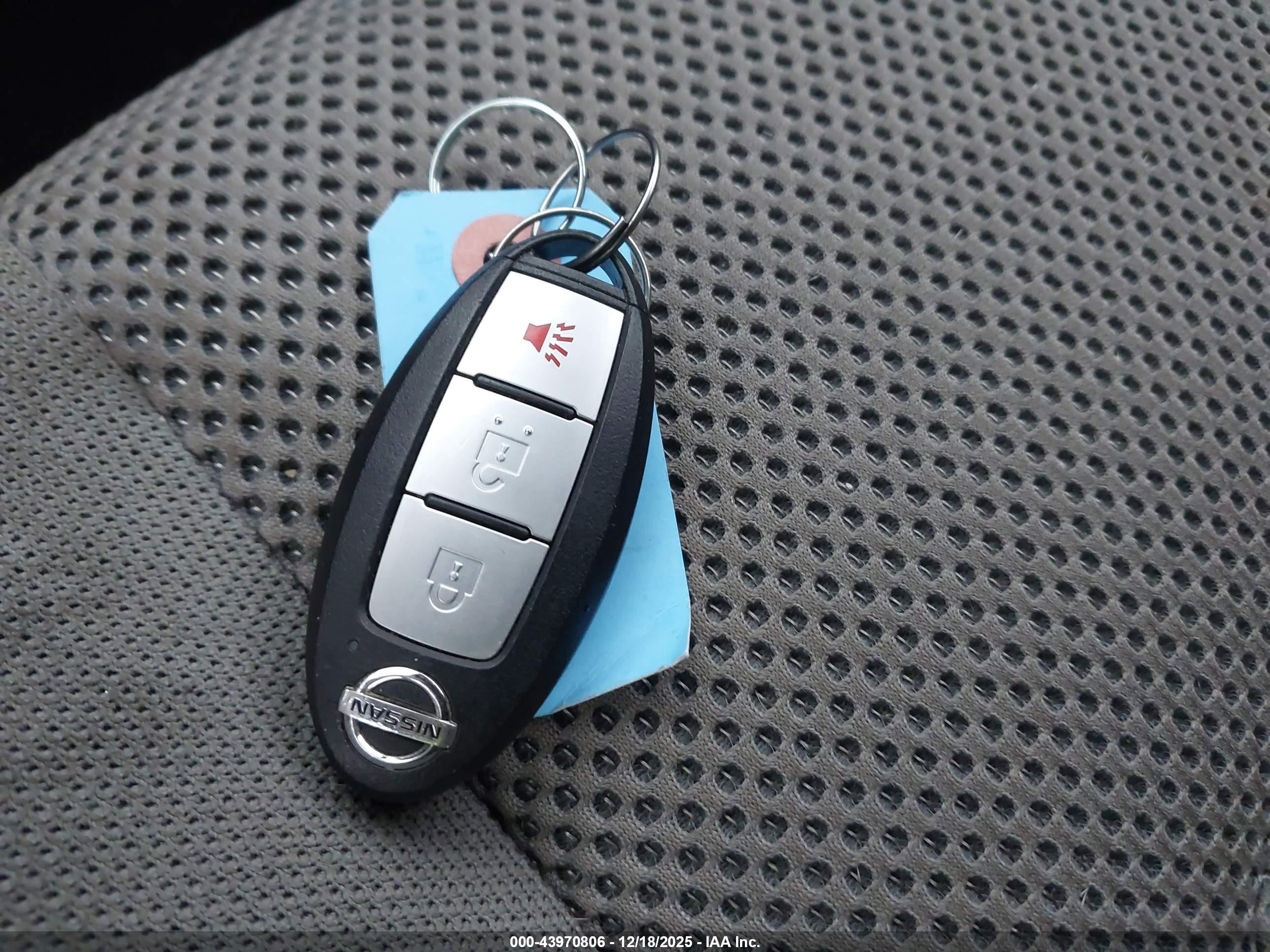 NISSAN FRONTIER image 11