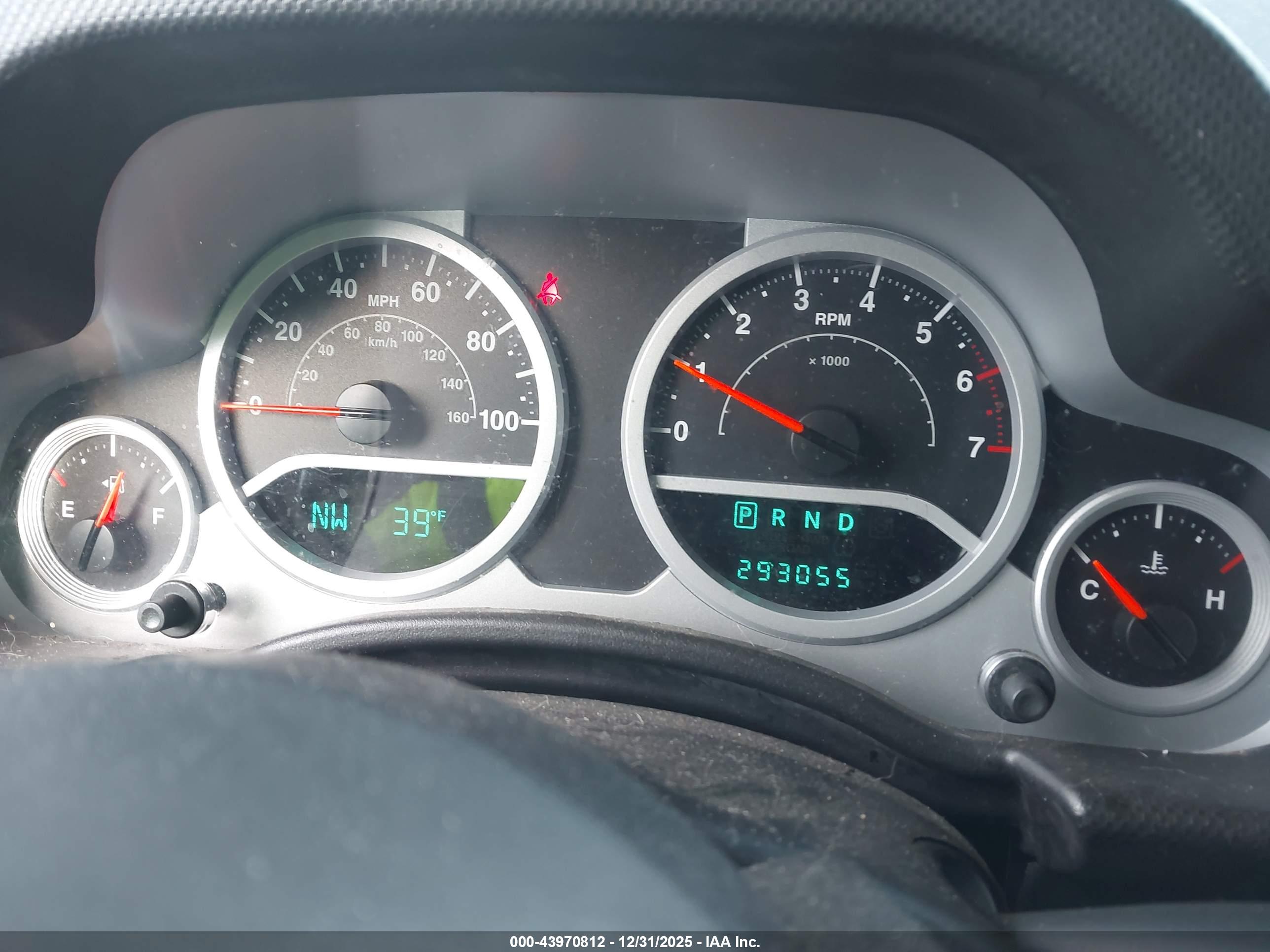 JEEP WRANGLER image 7