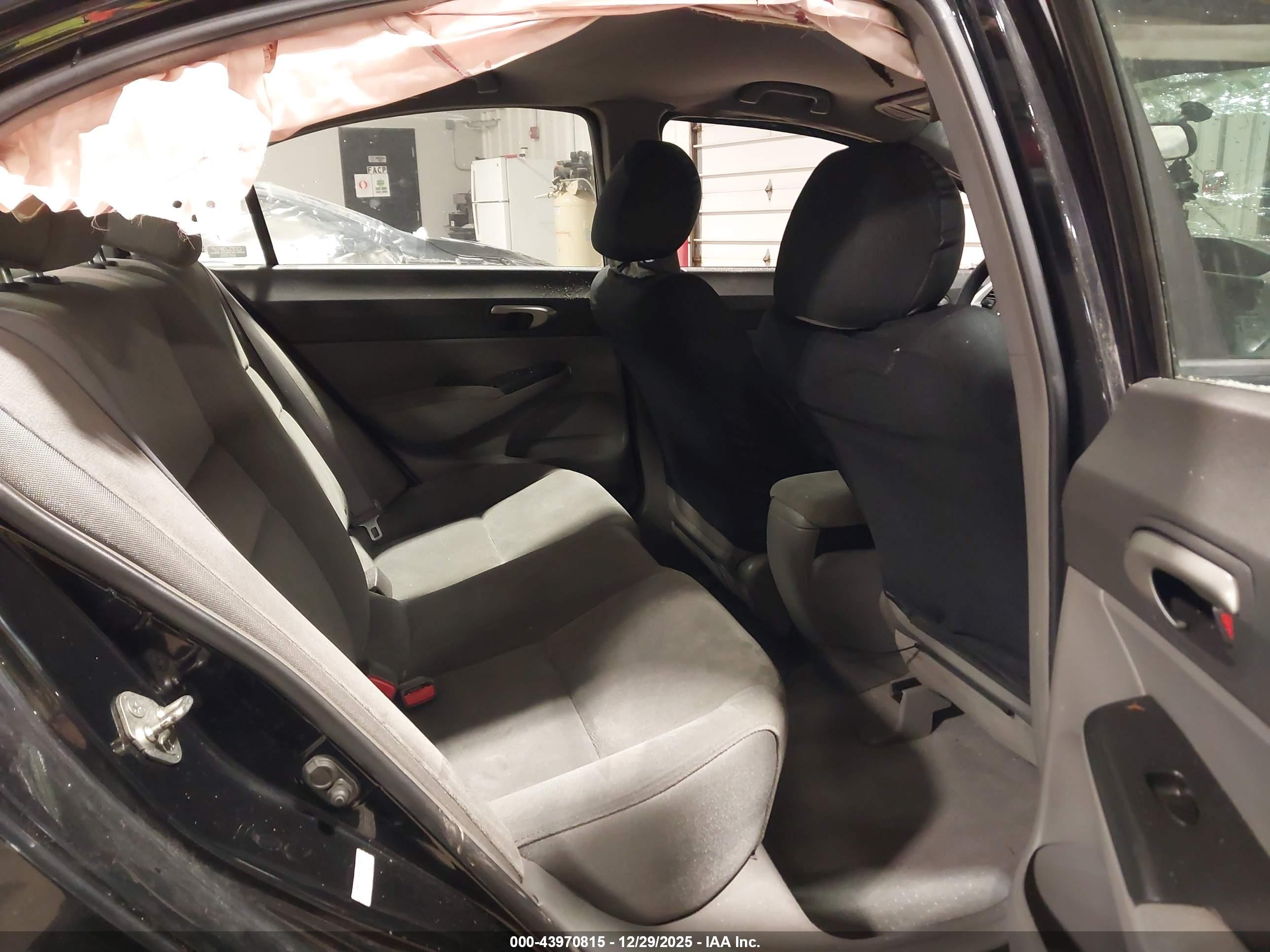 HONDA CIVIC image 8