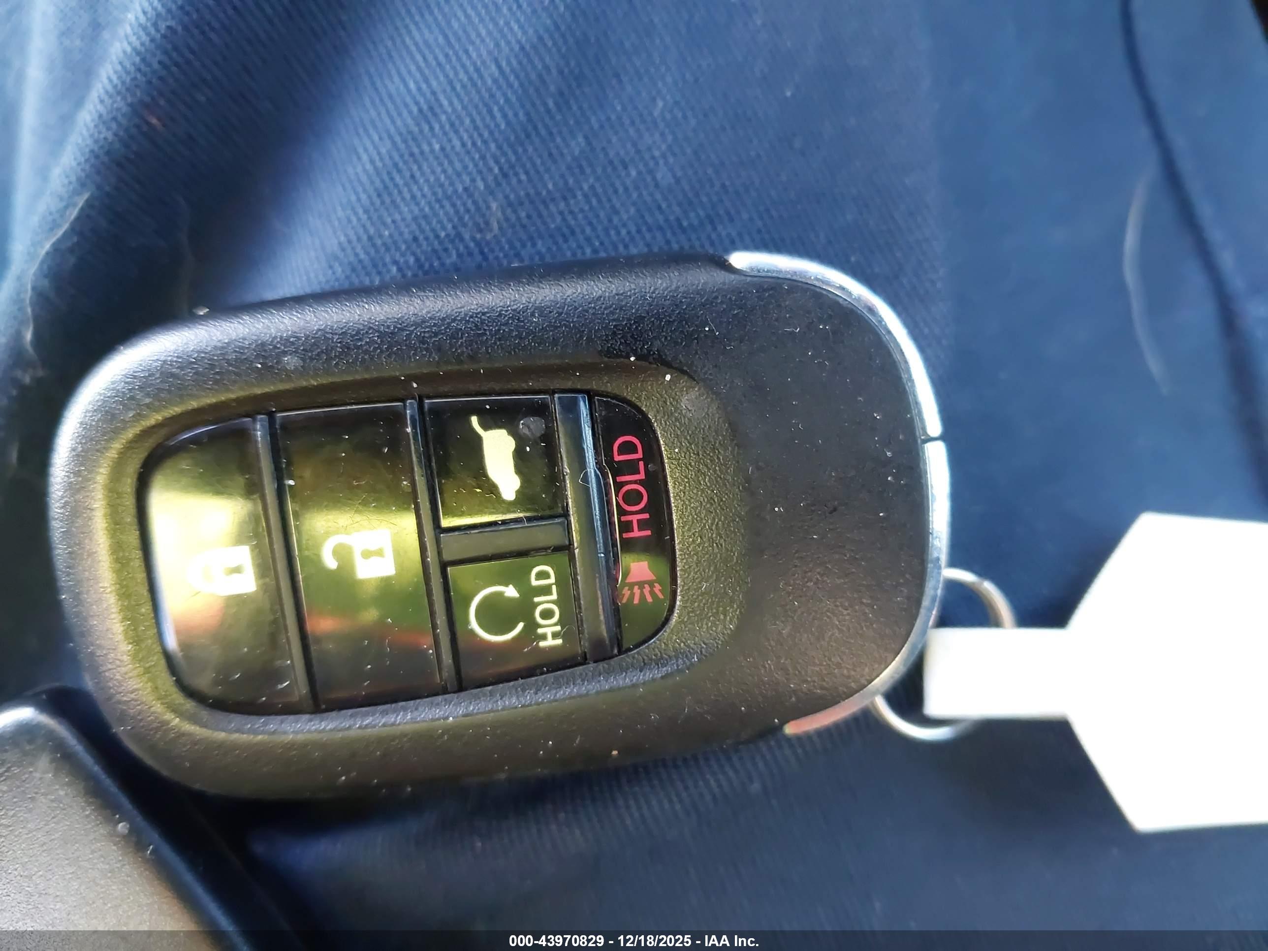 HONDA CR-V image 11