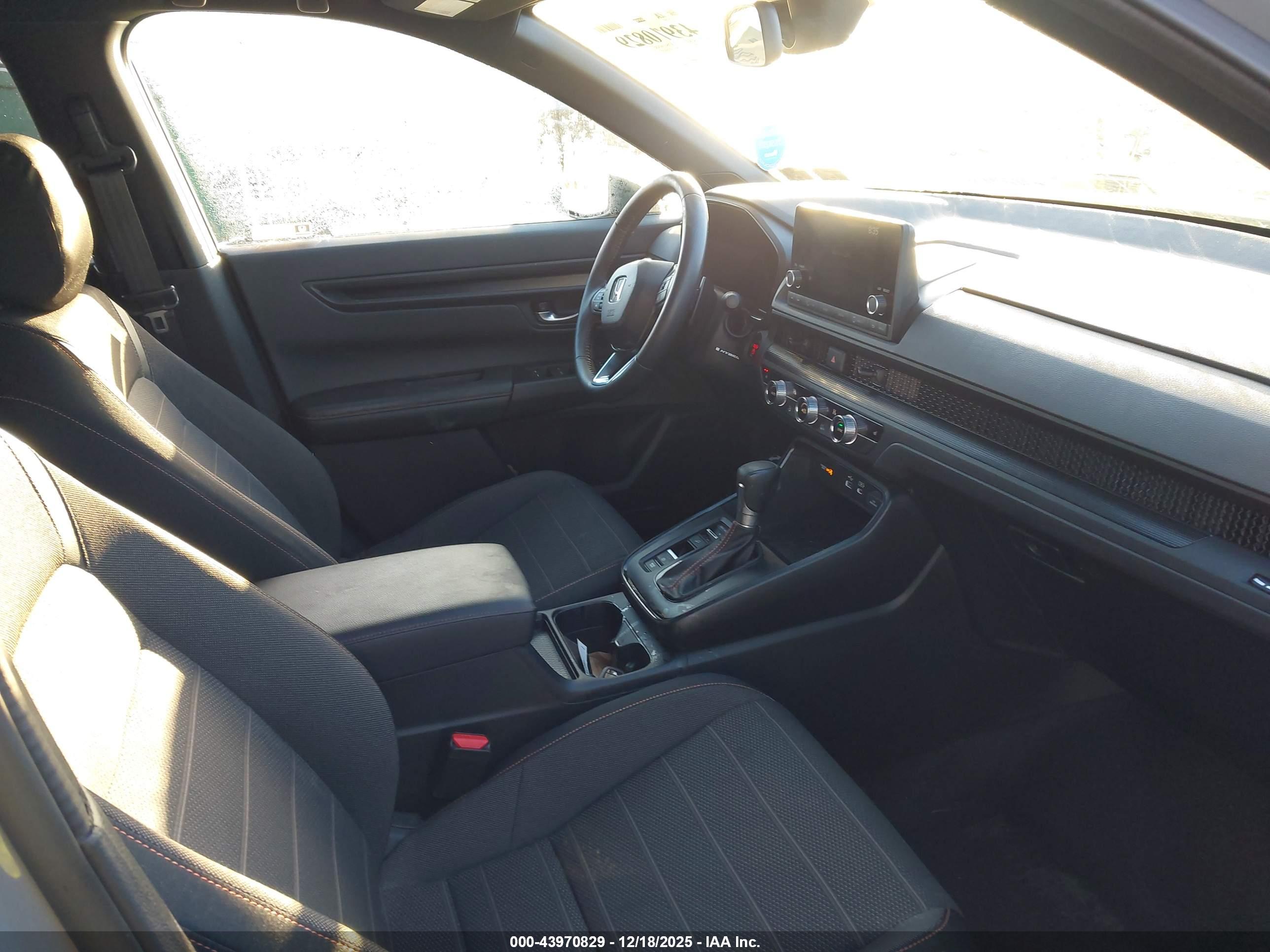 HONDA CR-V image 5