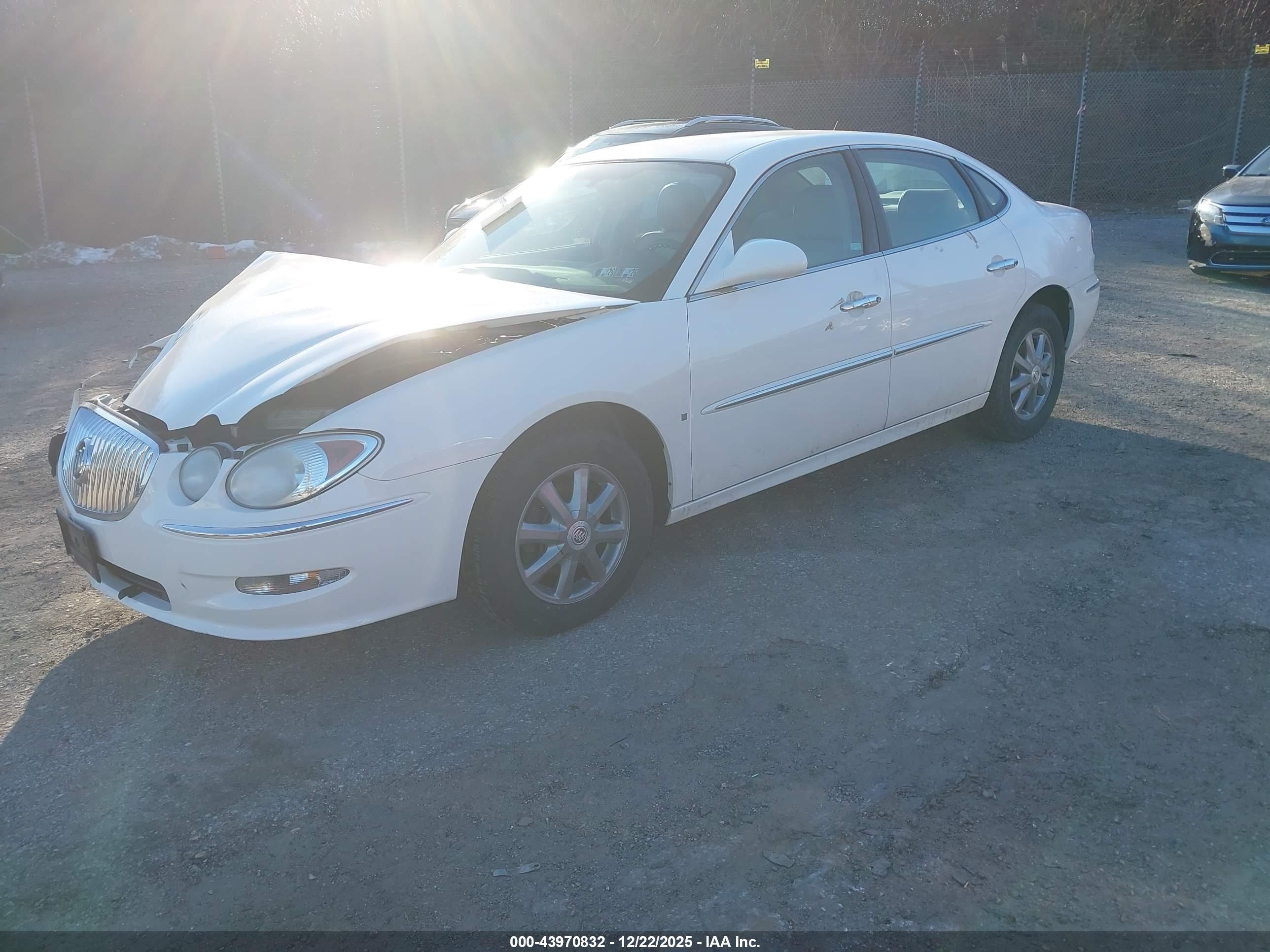 BUICK LACROSSE image 2