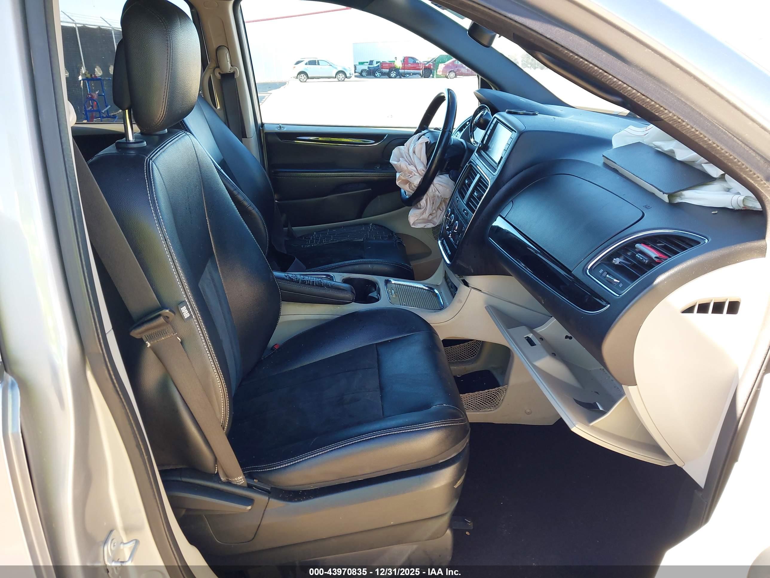 DODGE GRAND image 5