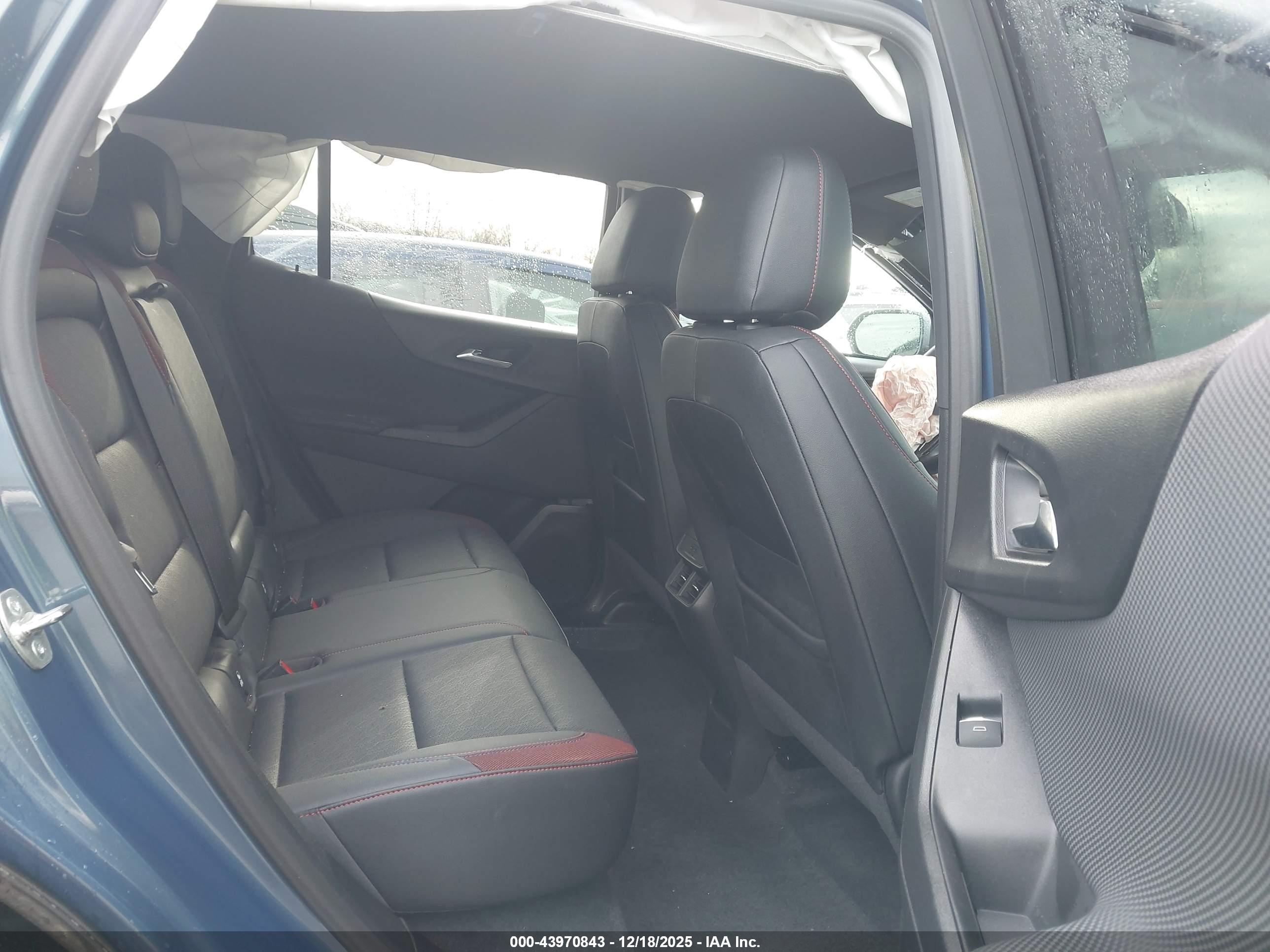 CHEVROLET EQUINOX image 8