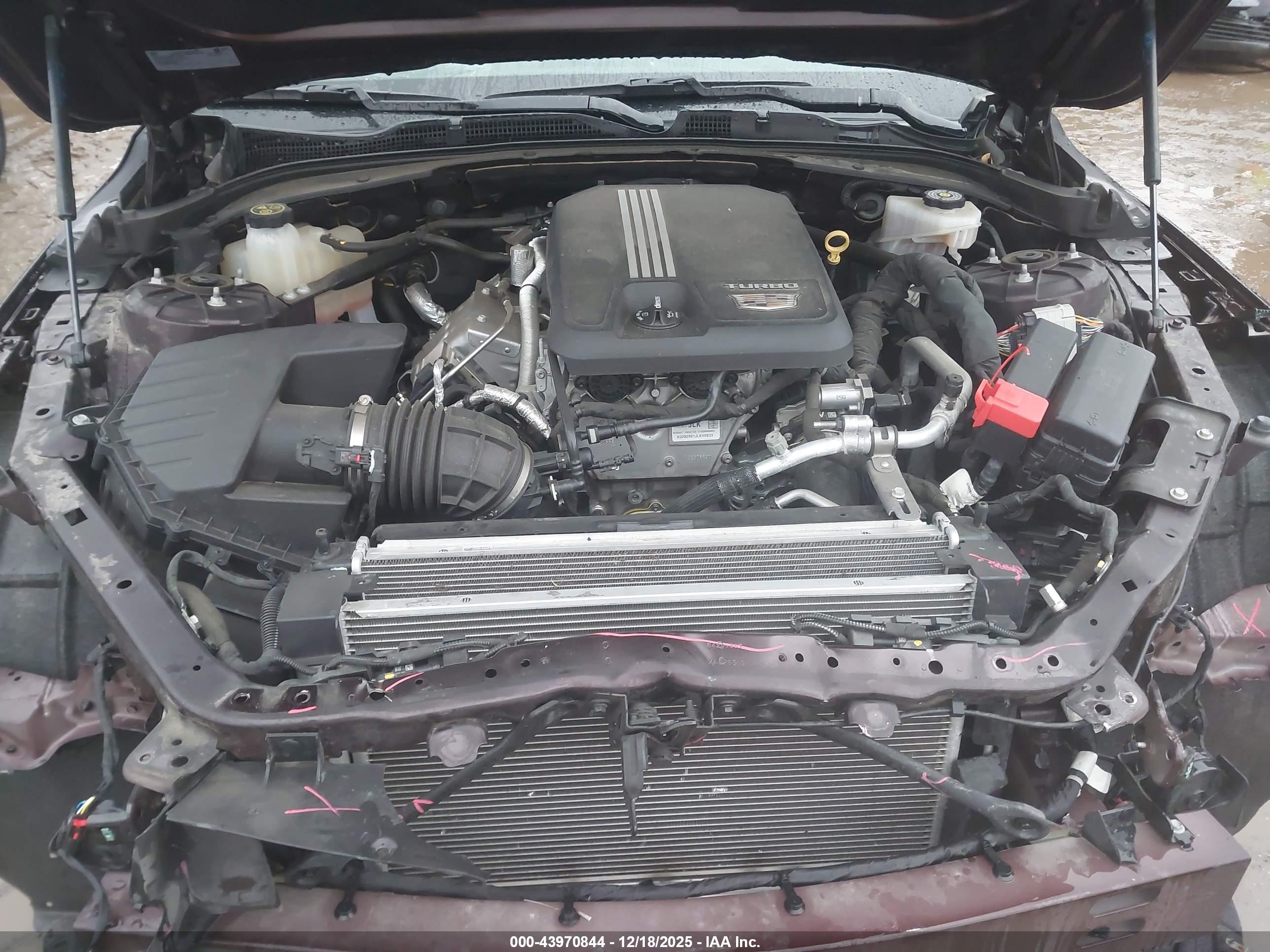 CADILLAC CT4 image 10