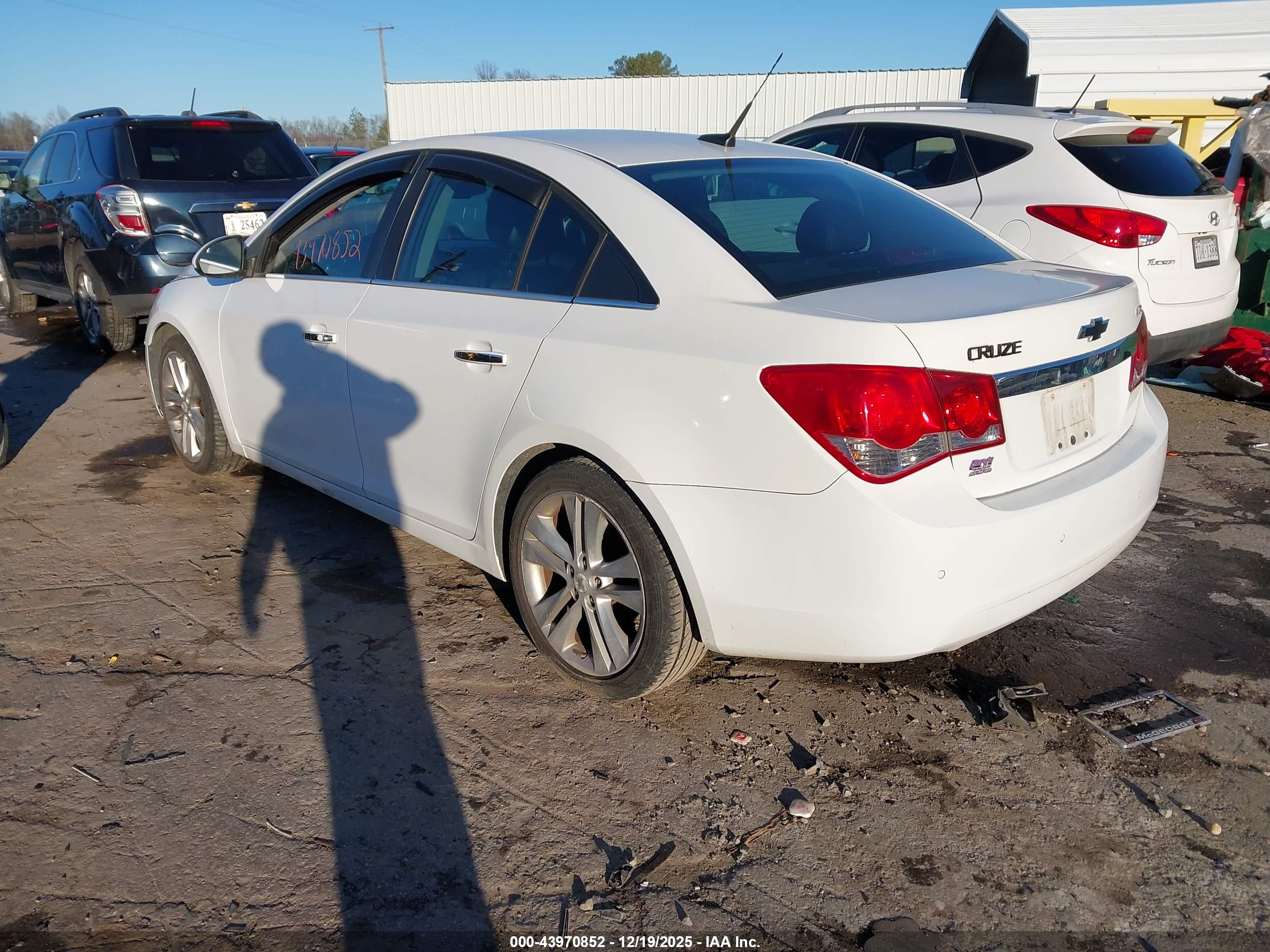 CHEVROLET CRUZE image 3