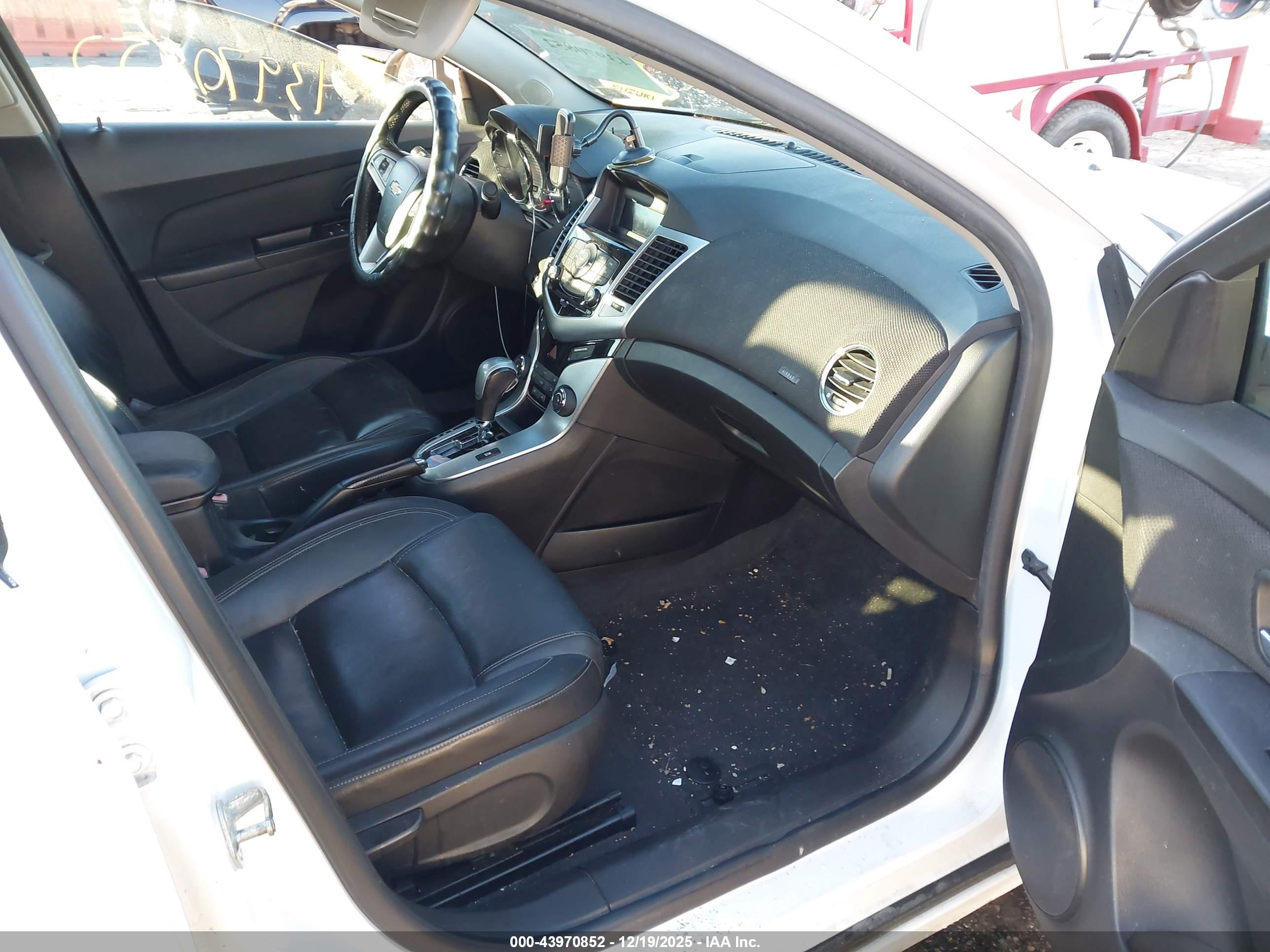 CHEVROLET CRUZE image 5