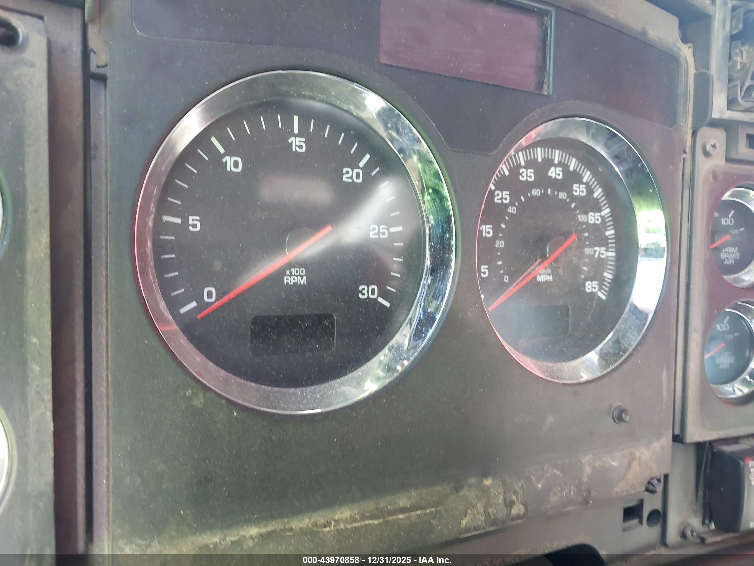 KENWORTH W900 image 6