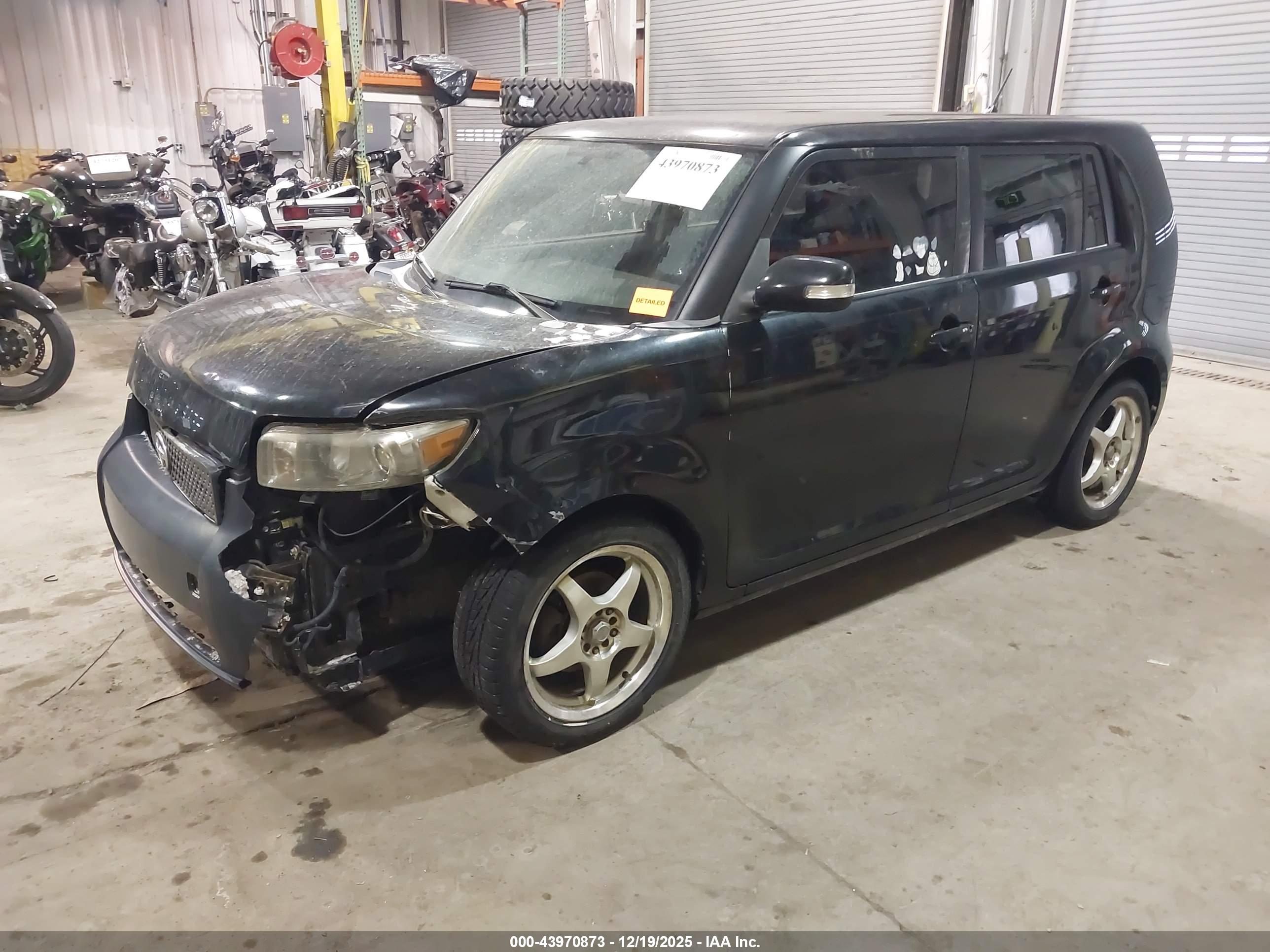 SCION XB image 2