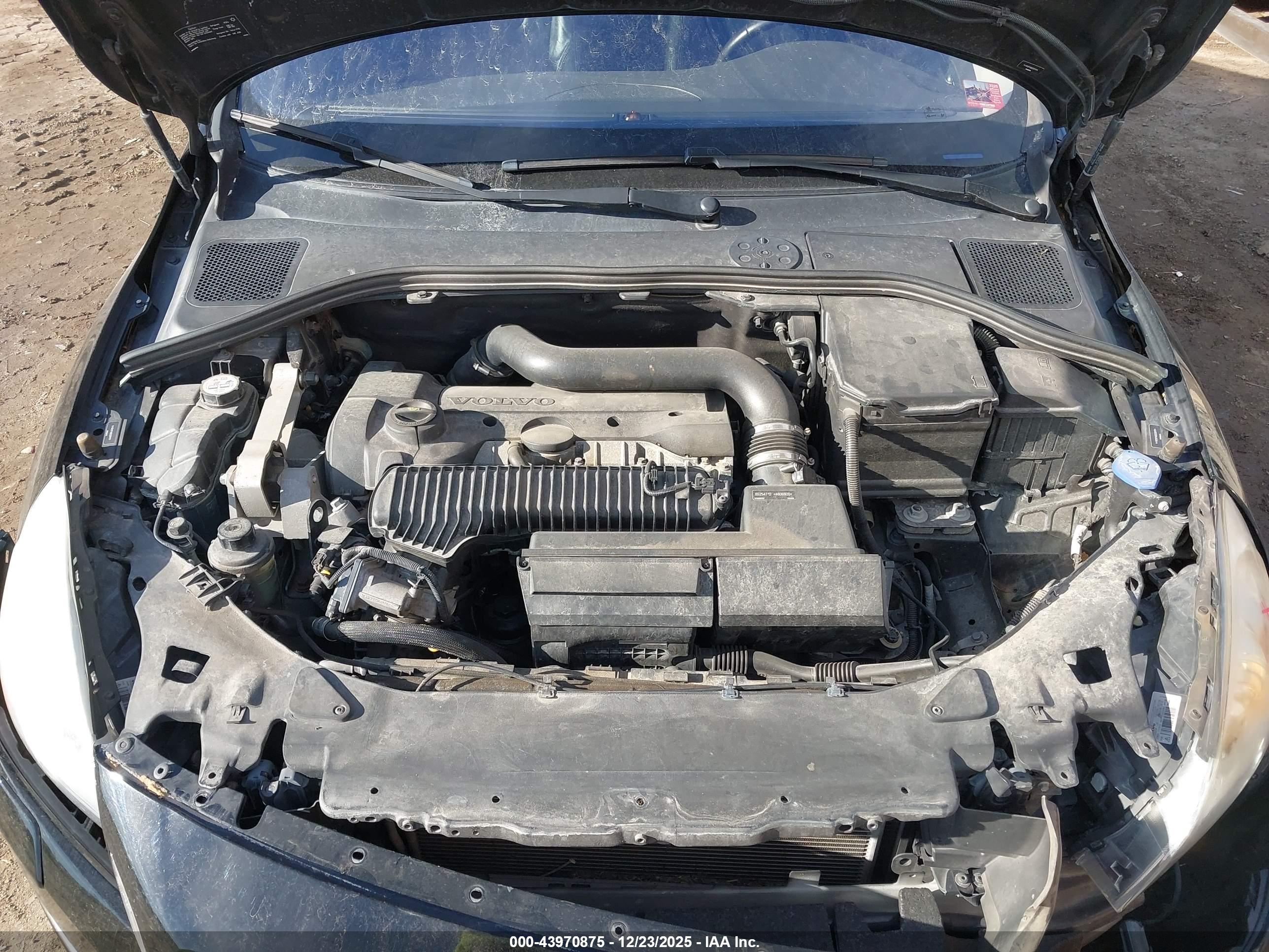 VOLVO S60 image 10