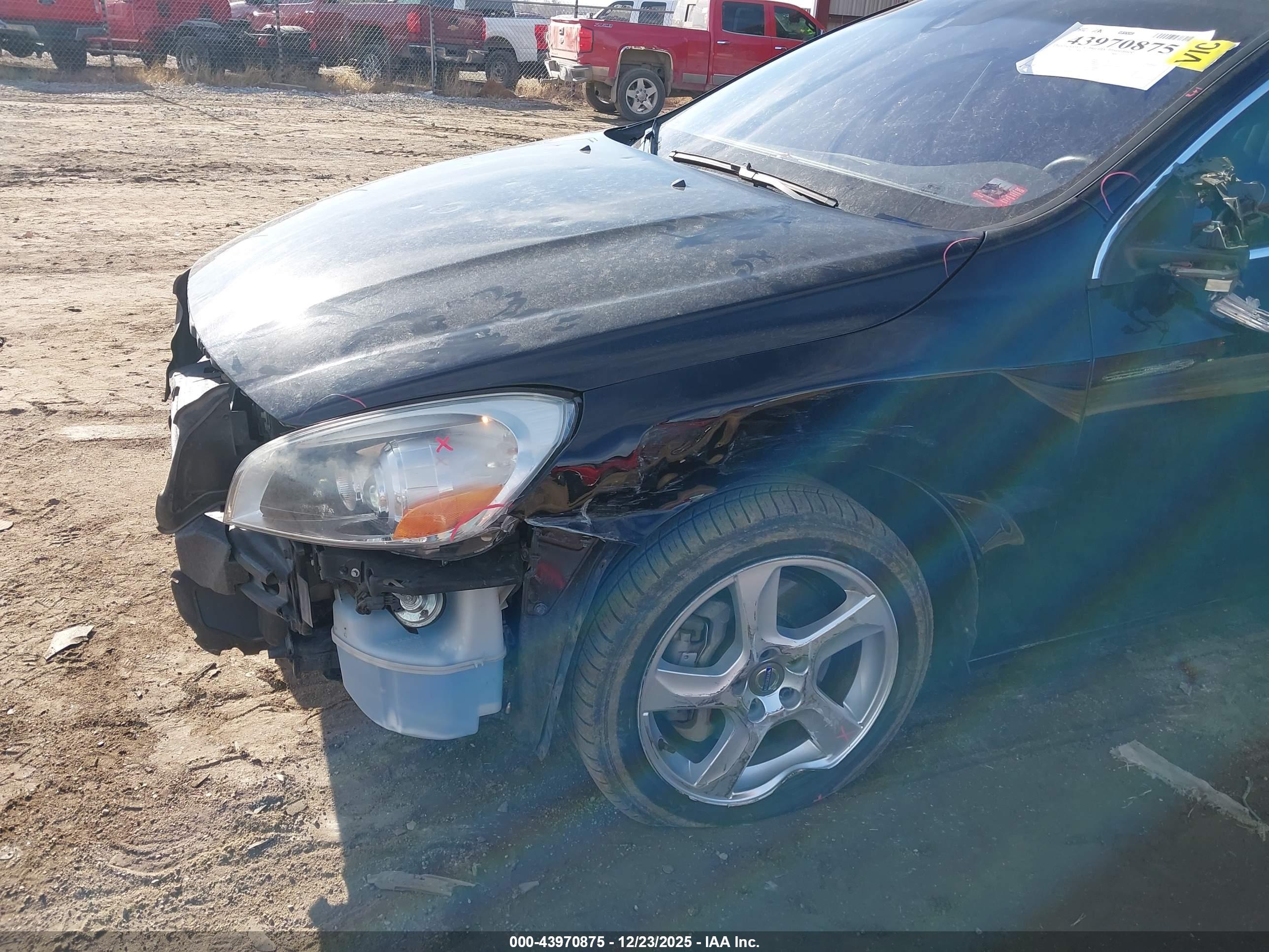 VOLVO S60 image 6