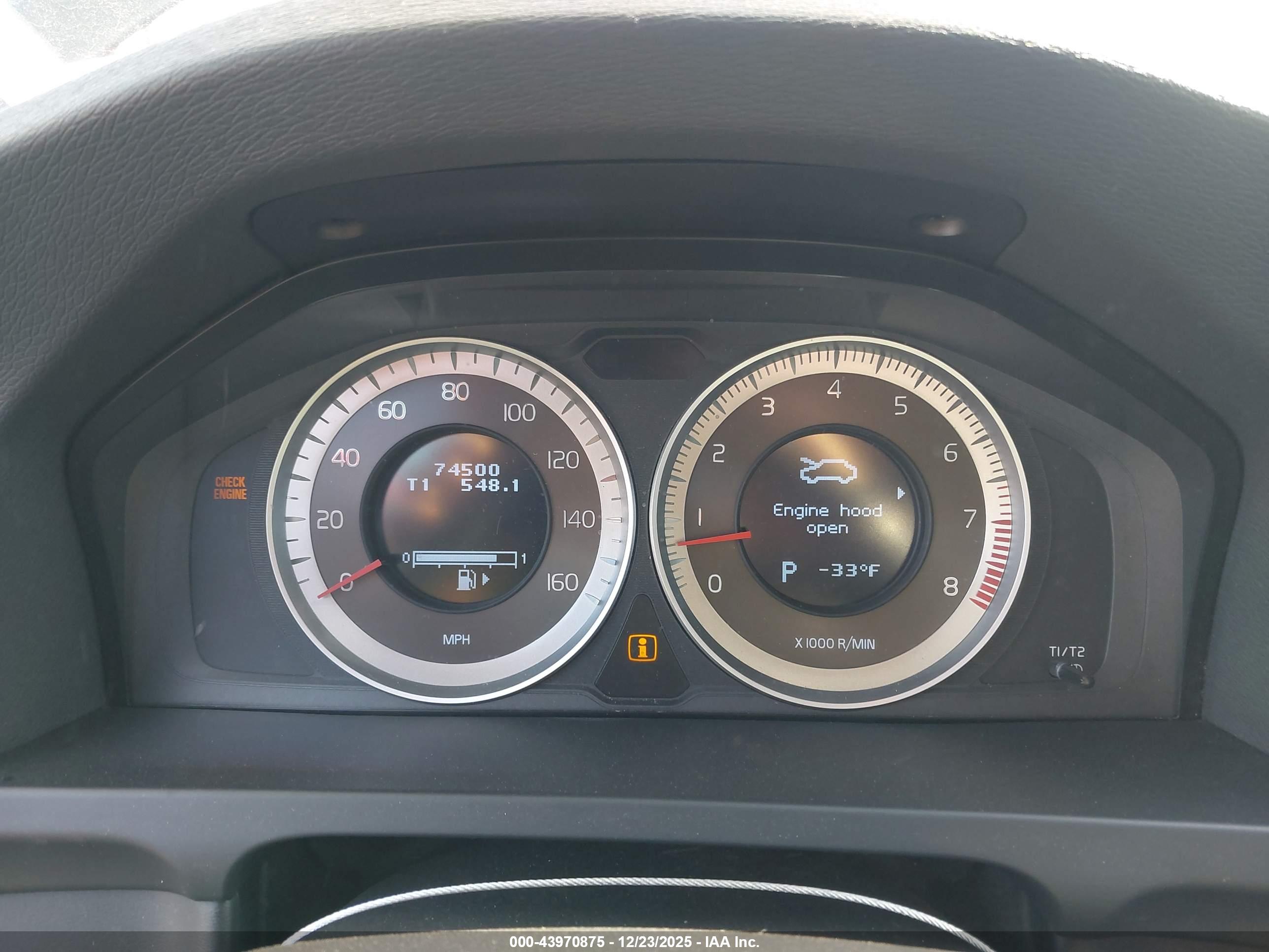 VOLVO S60 image 7