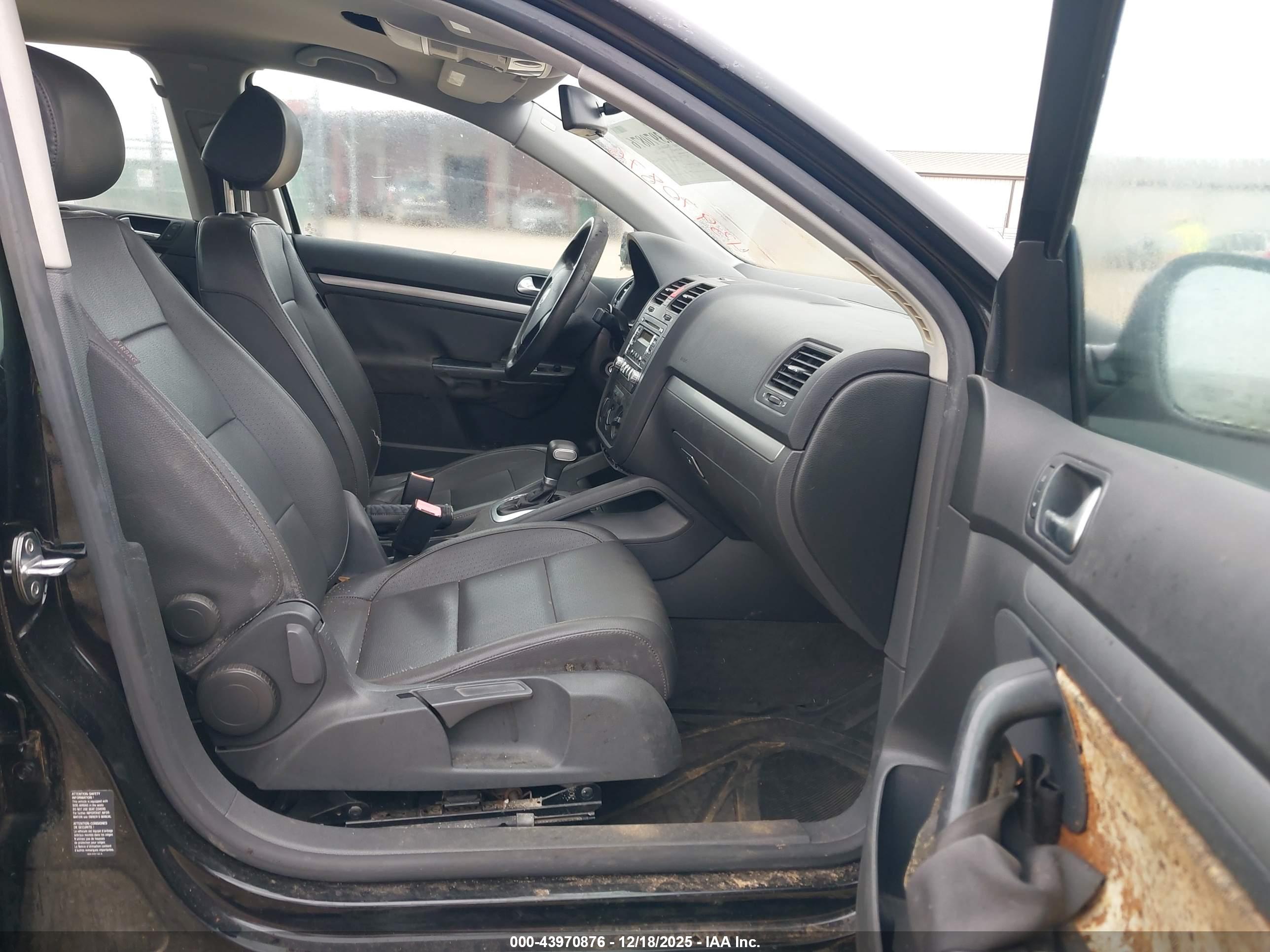 VOLKSWAGEN JETTA image 5