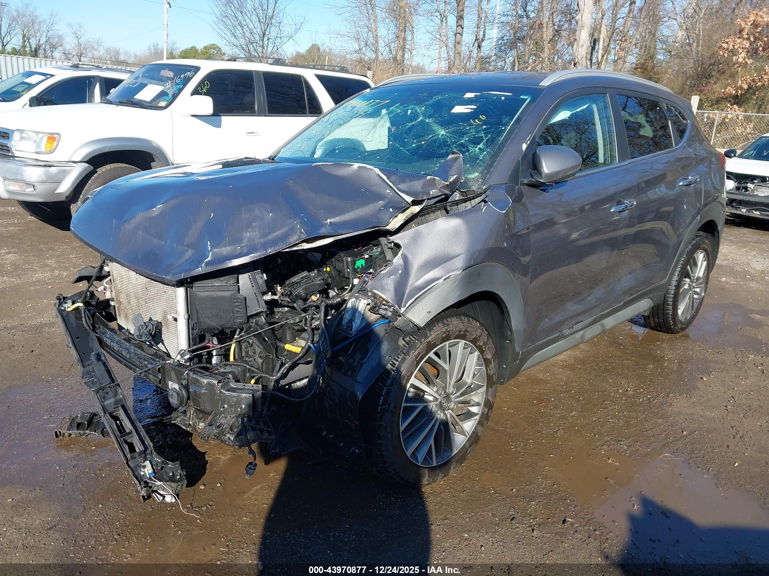 HYUNDAI TUCSON image 2