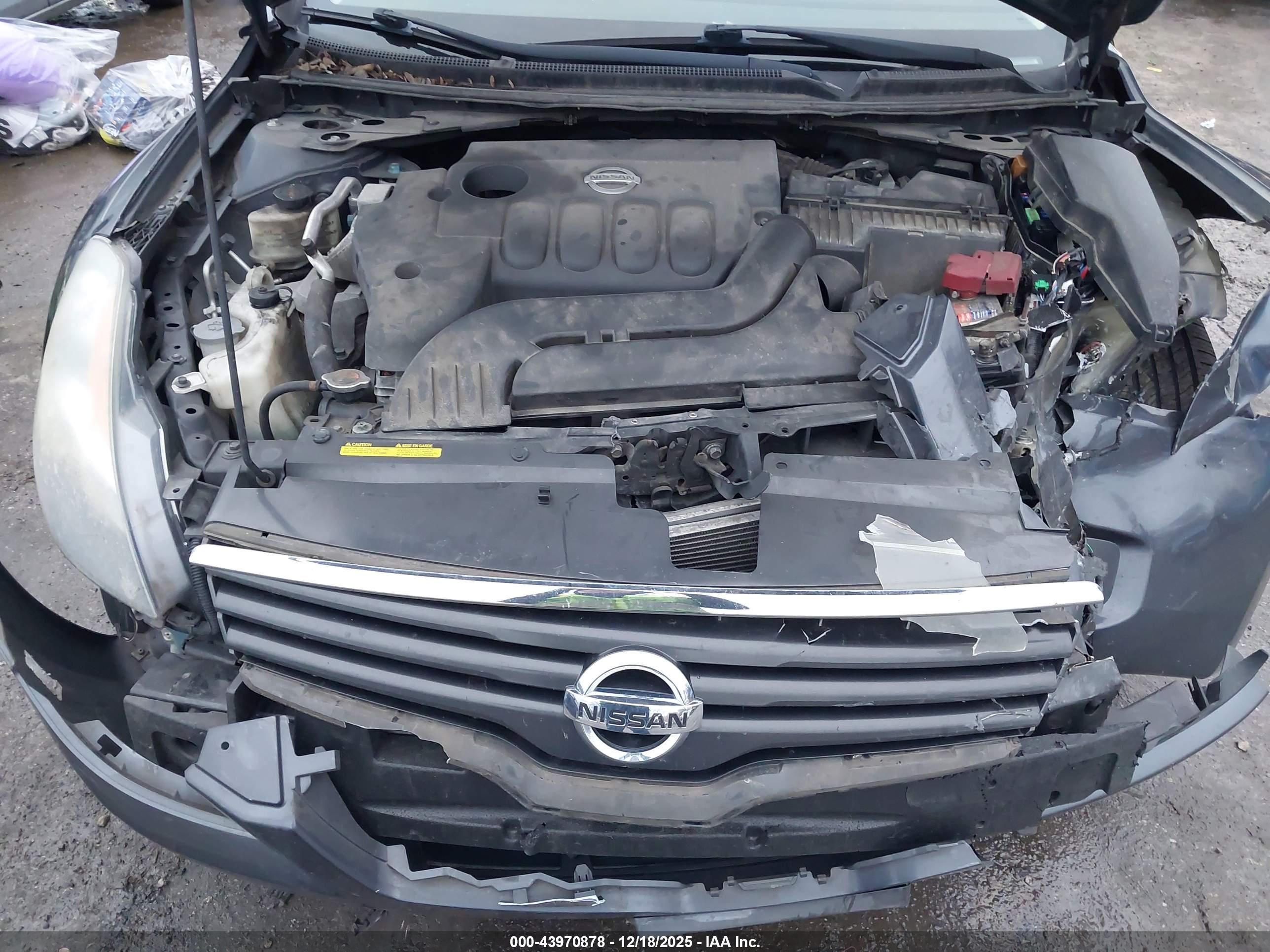 NISSAN ALTIMA image 10