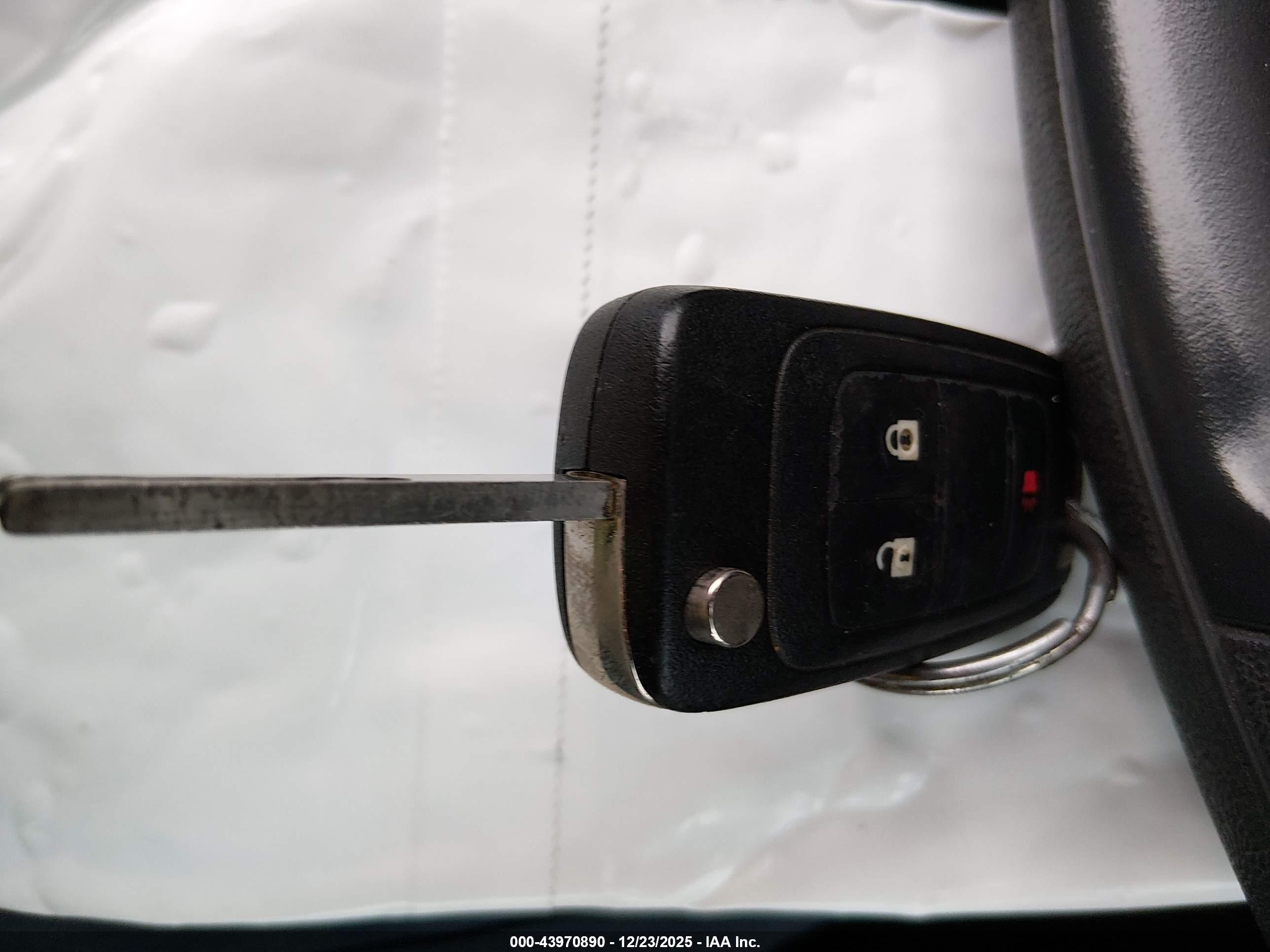 CHEVROLET EQUINOX image 11