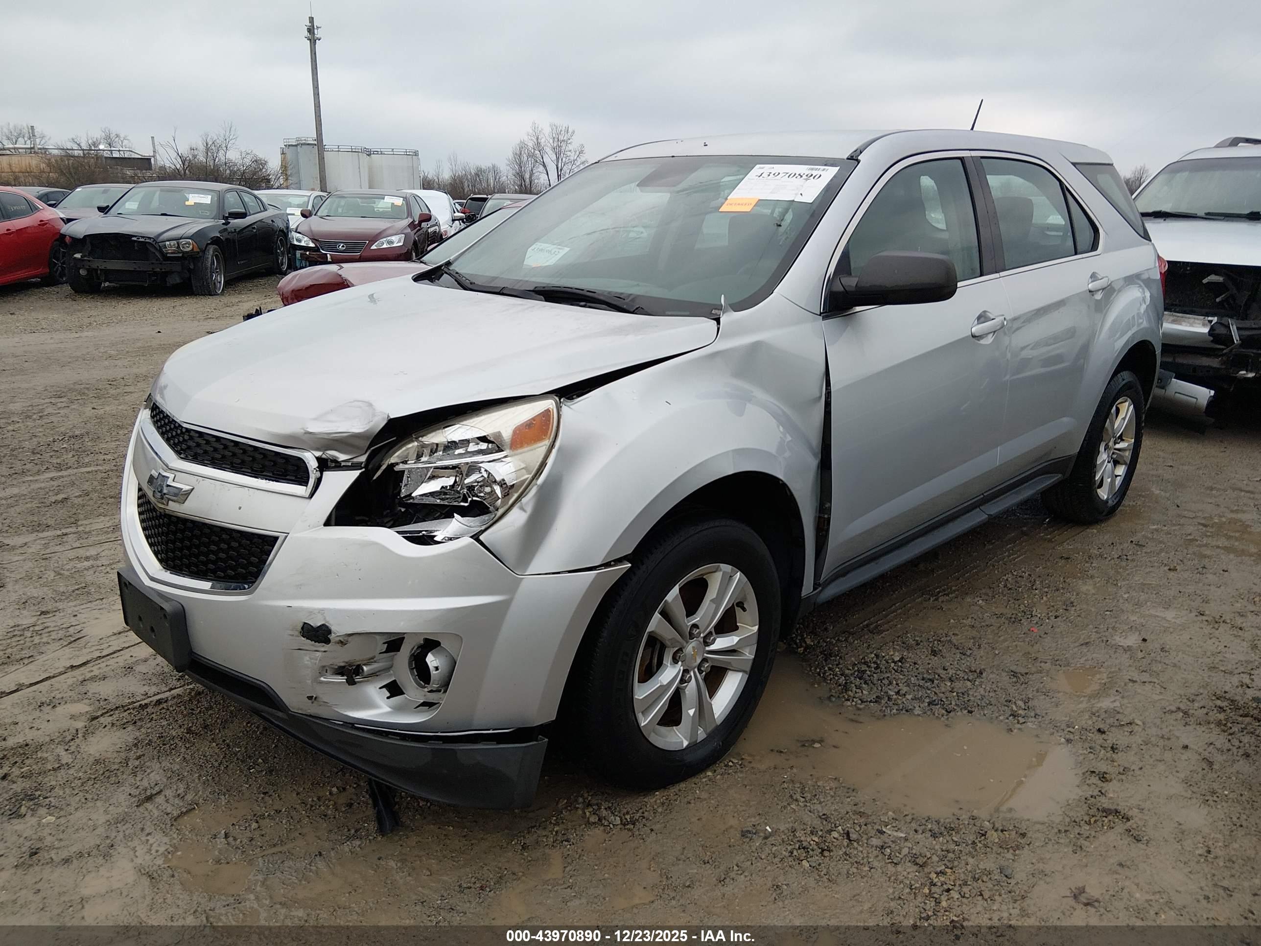CHEVROLET EQUINOX image 2