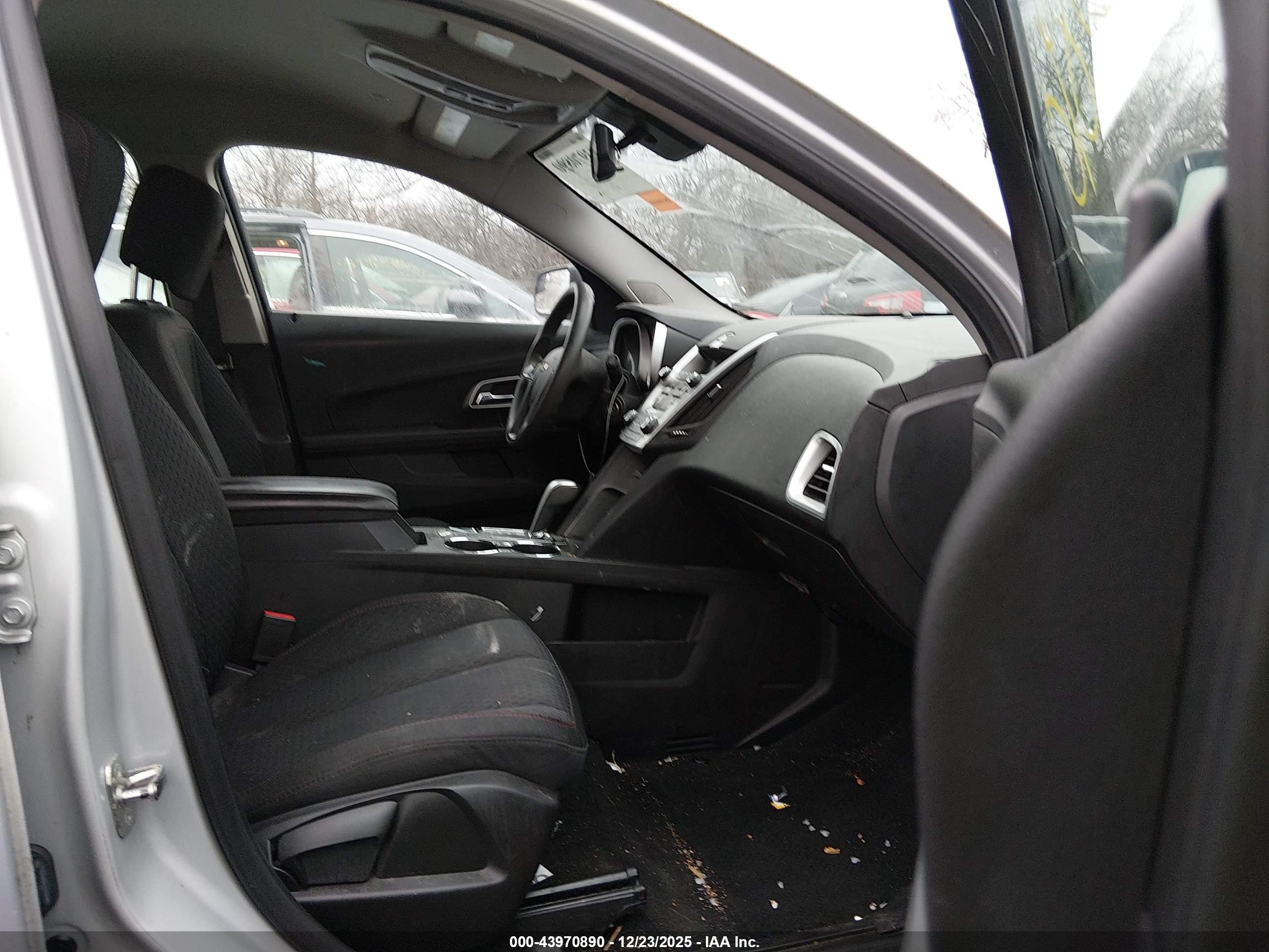 CHEVROLET EQUINOX image 5