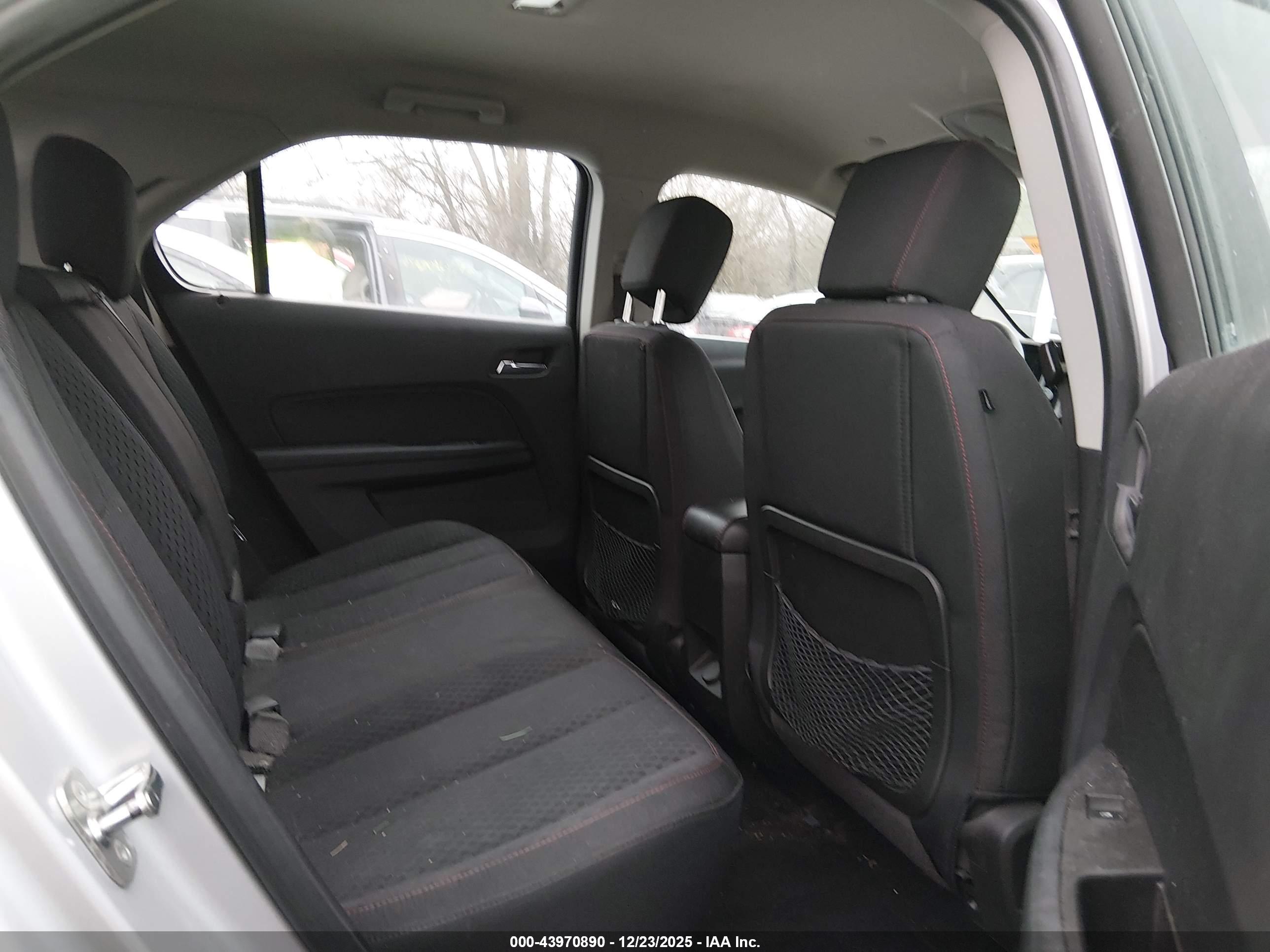 CHEVROLET EQUINOX image 8