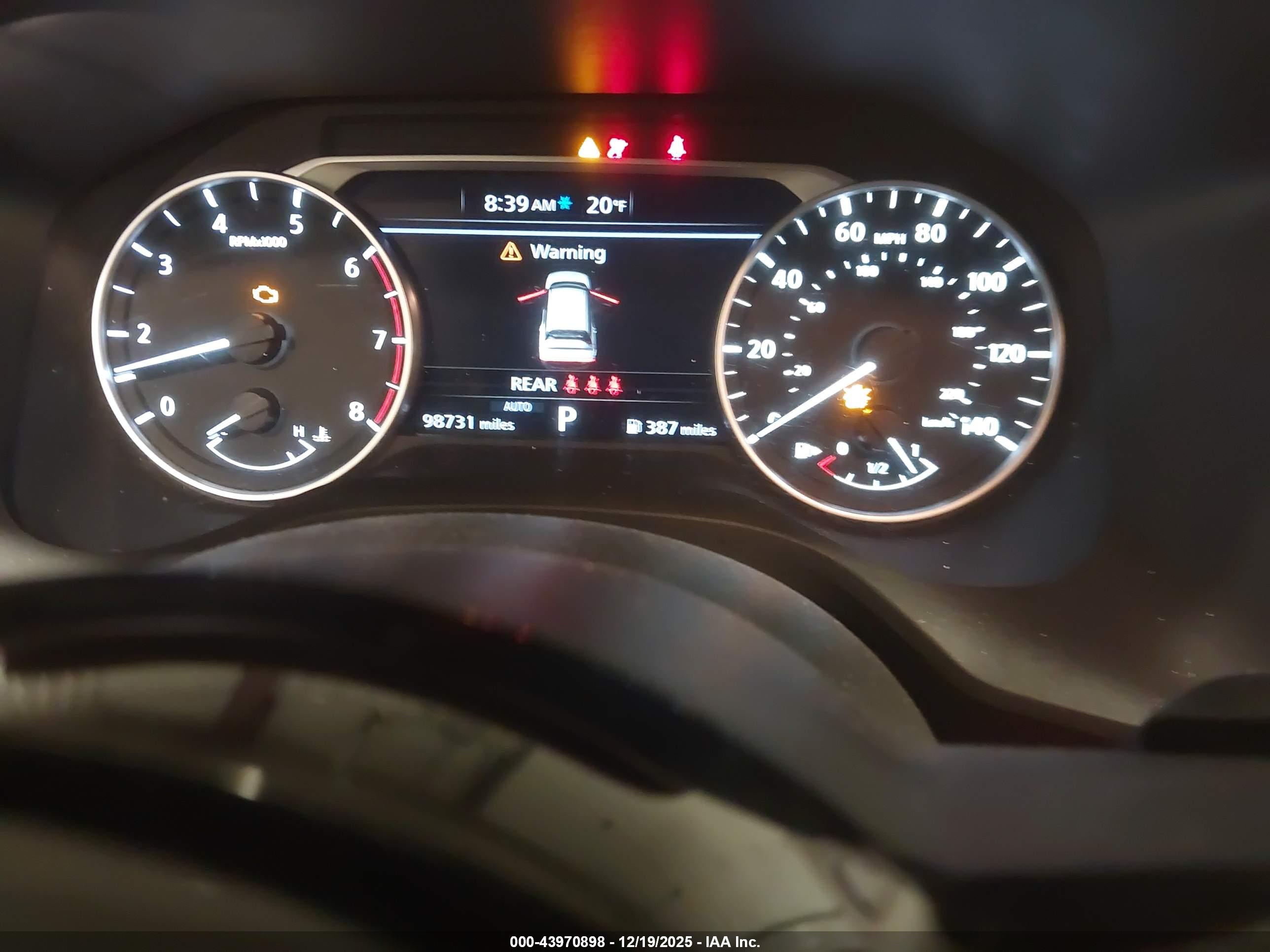 NISSAN ROGUE image 7